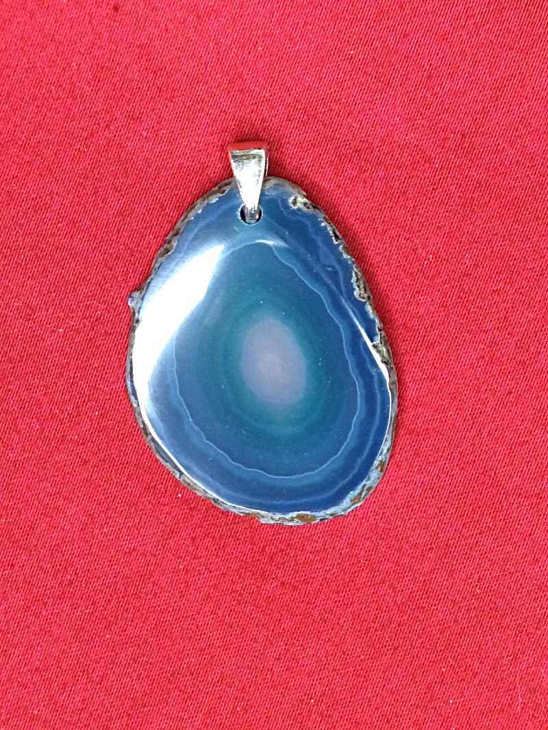 Pendentif Agate teintée bleue 