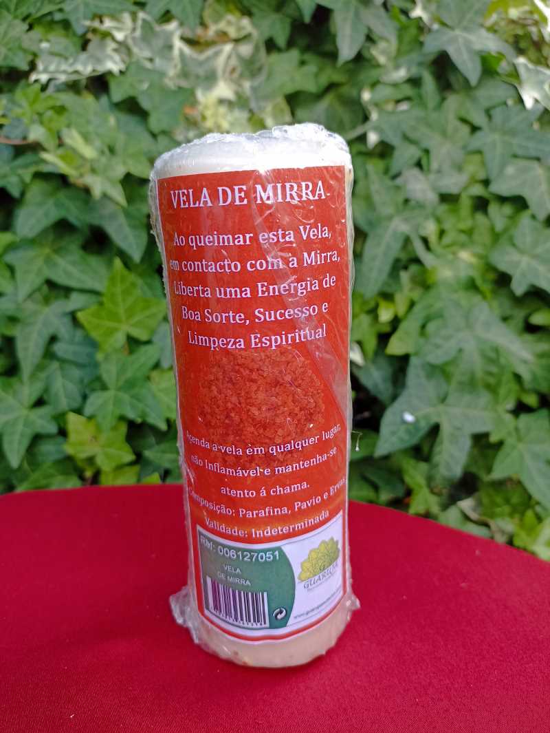 Bougie à la Myrrhe et au gros sel