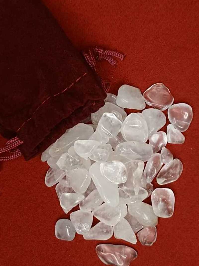 Pierres polies Cristal de Roche qualité B 100gr 