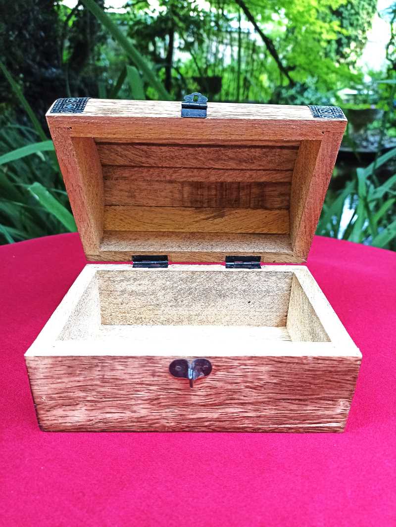 Coffre en bois Buddha