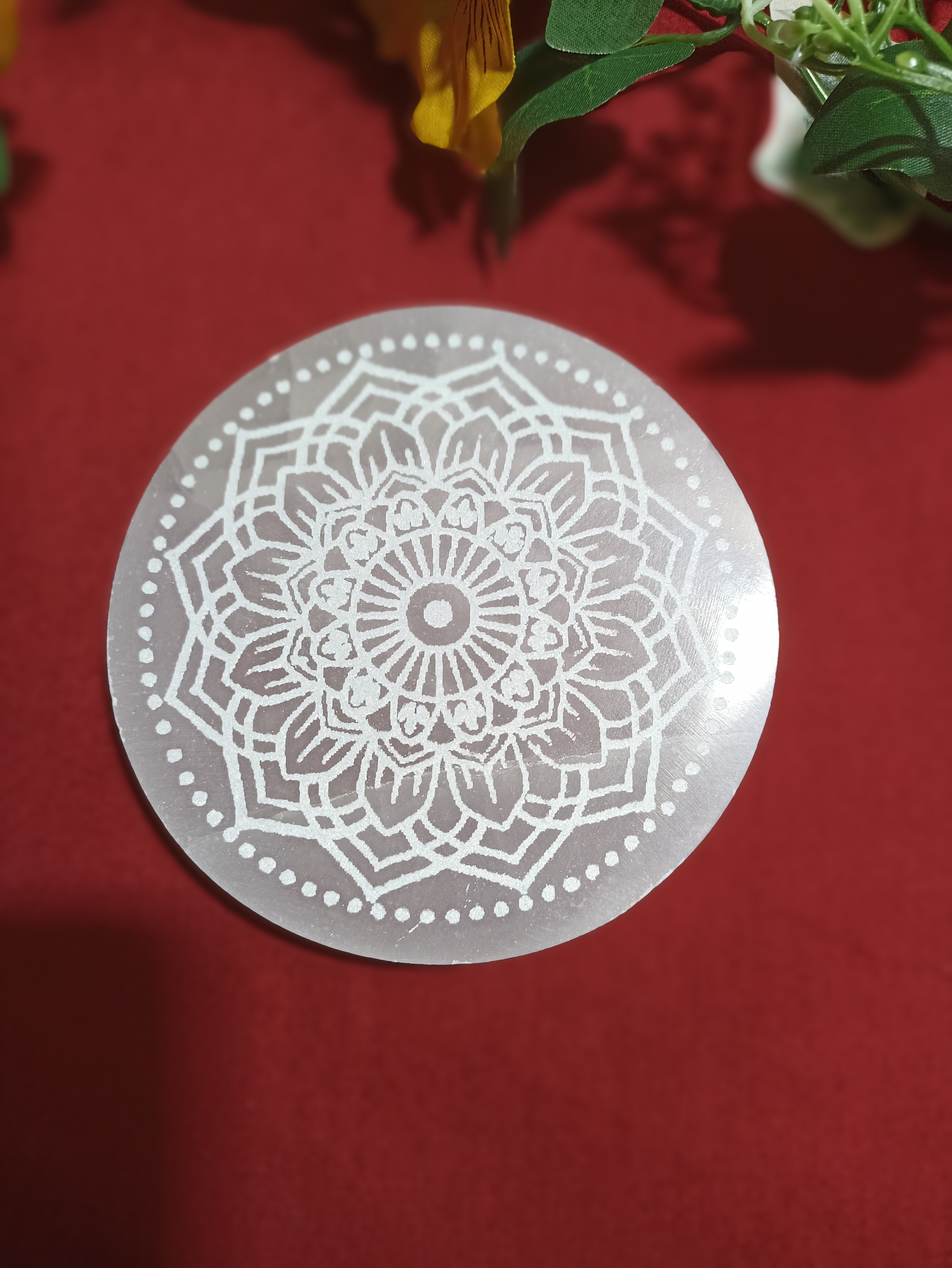 Plaque Mandala circulaire en Sélénite