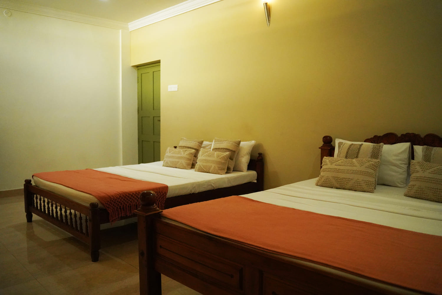 Superior Quadruple Room with shower