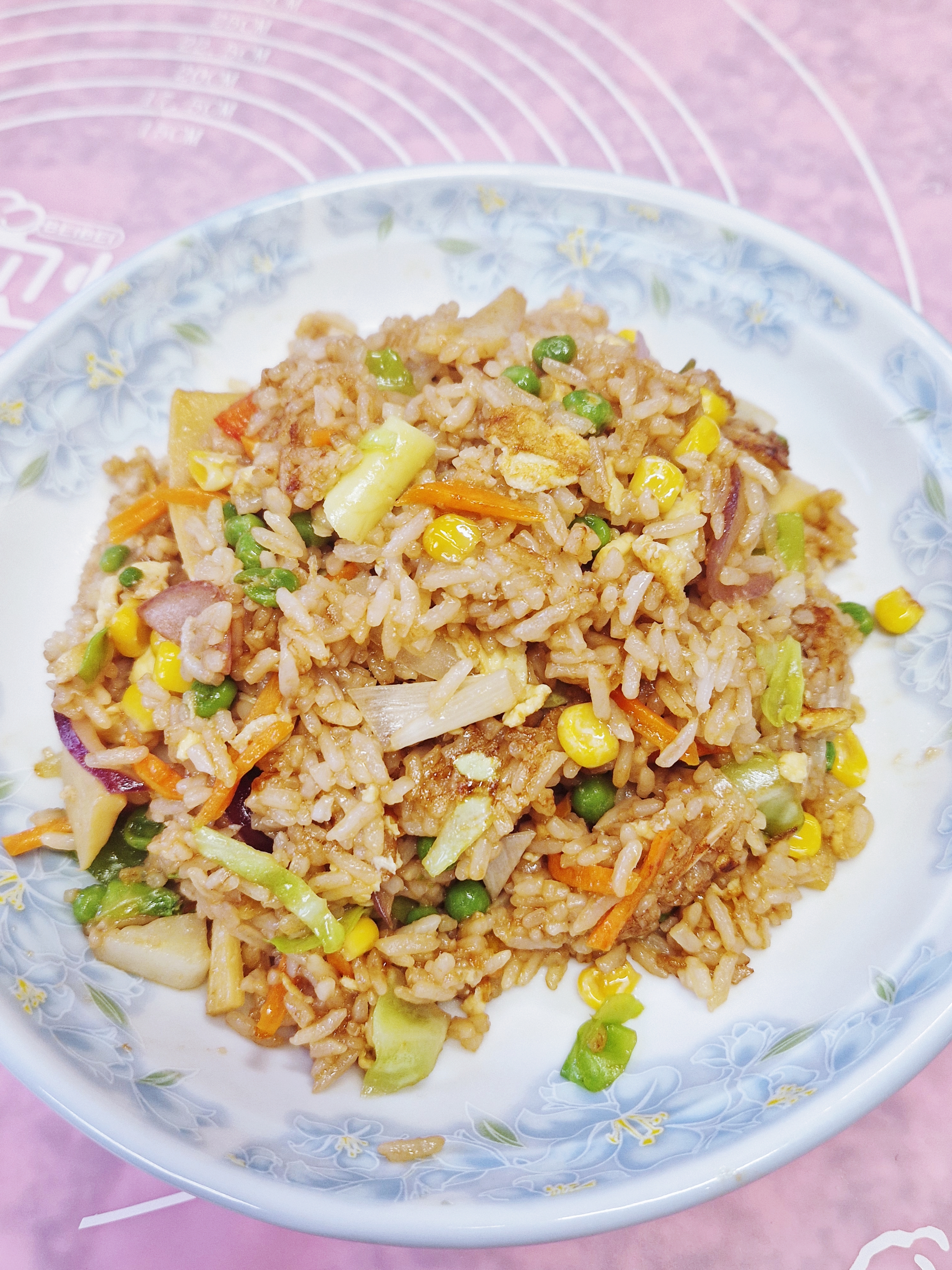 Fried rice with vegetables