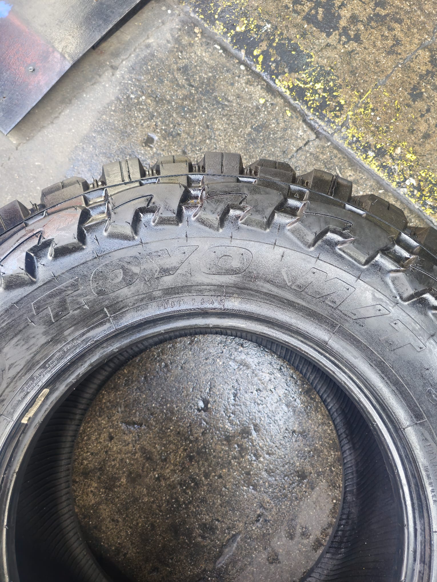 1 Seminew TOYO OPEN COUNTRY M/T – LT35X12.50R17 – $170