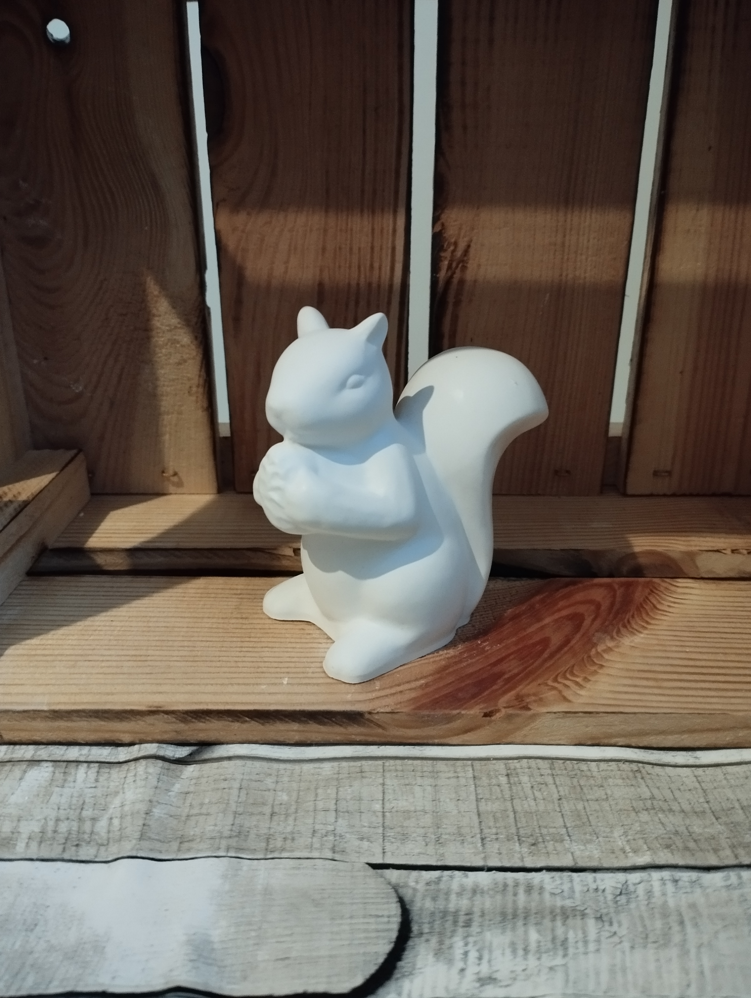 Keramik Eichhörnchen Figur