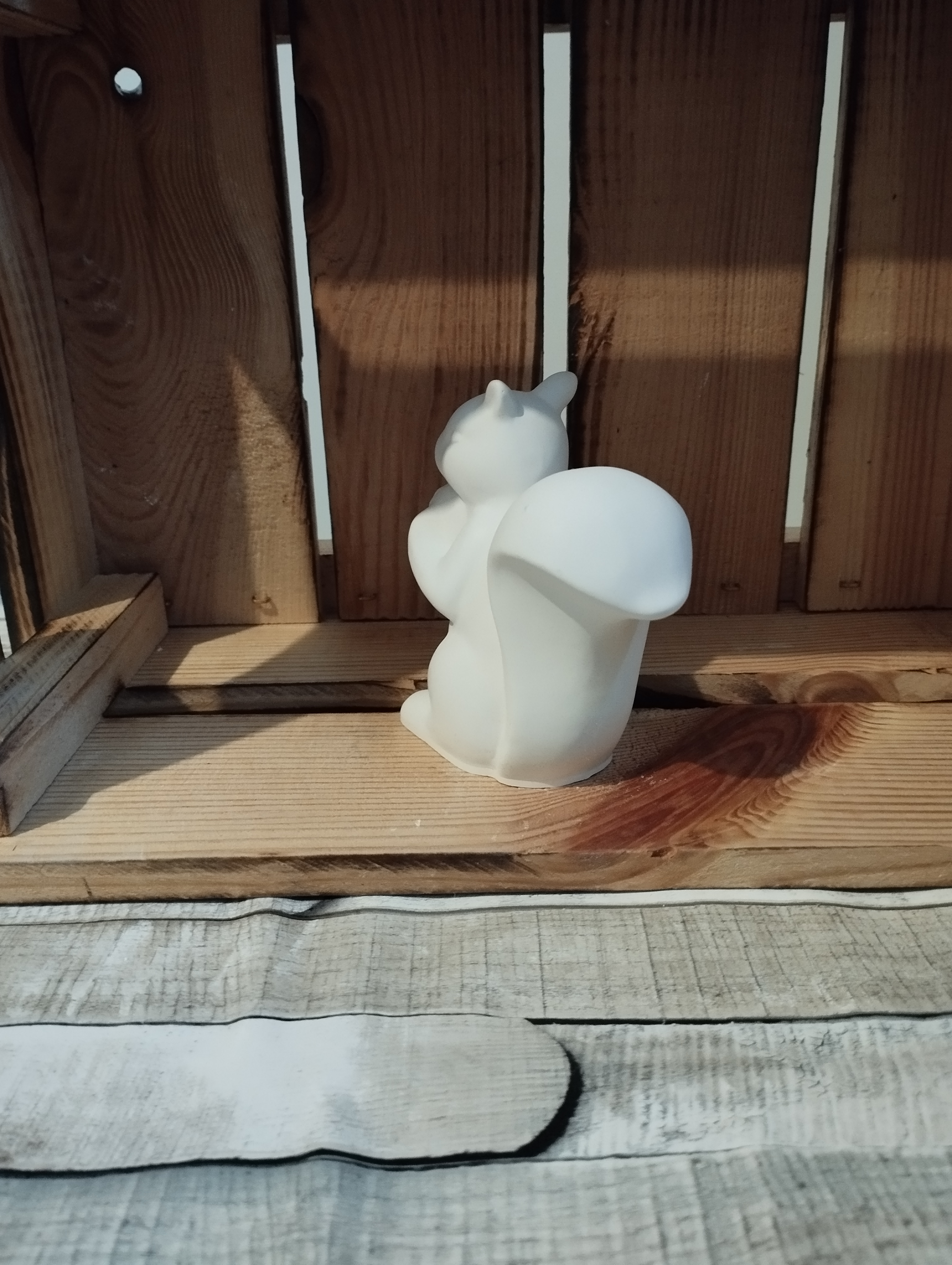 Keramik Eichhörnchen Figur