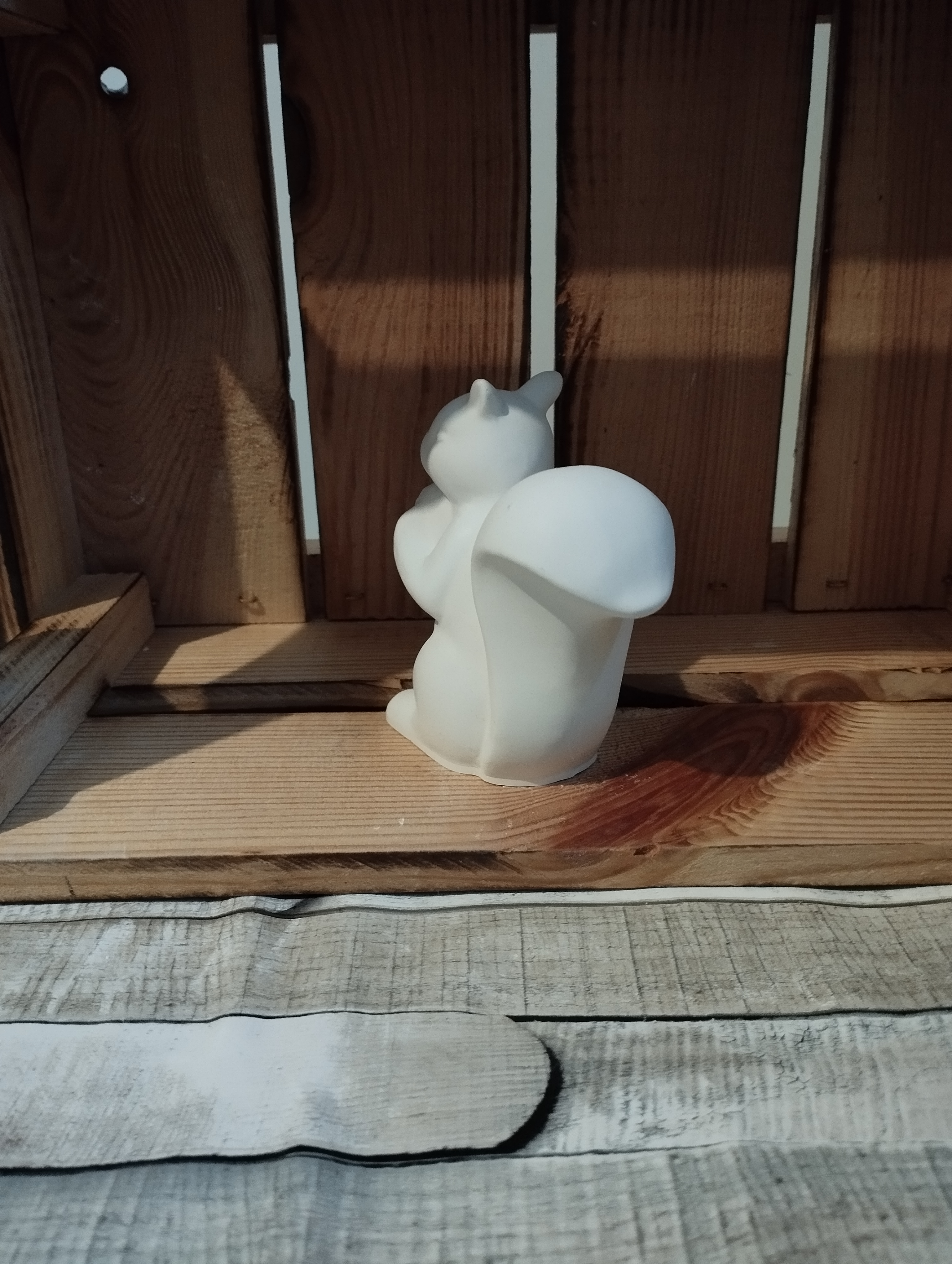 Keramik Eichhörnchen Figur