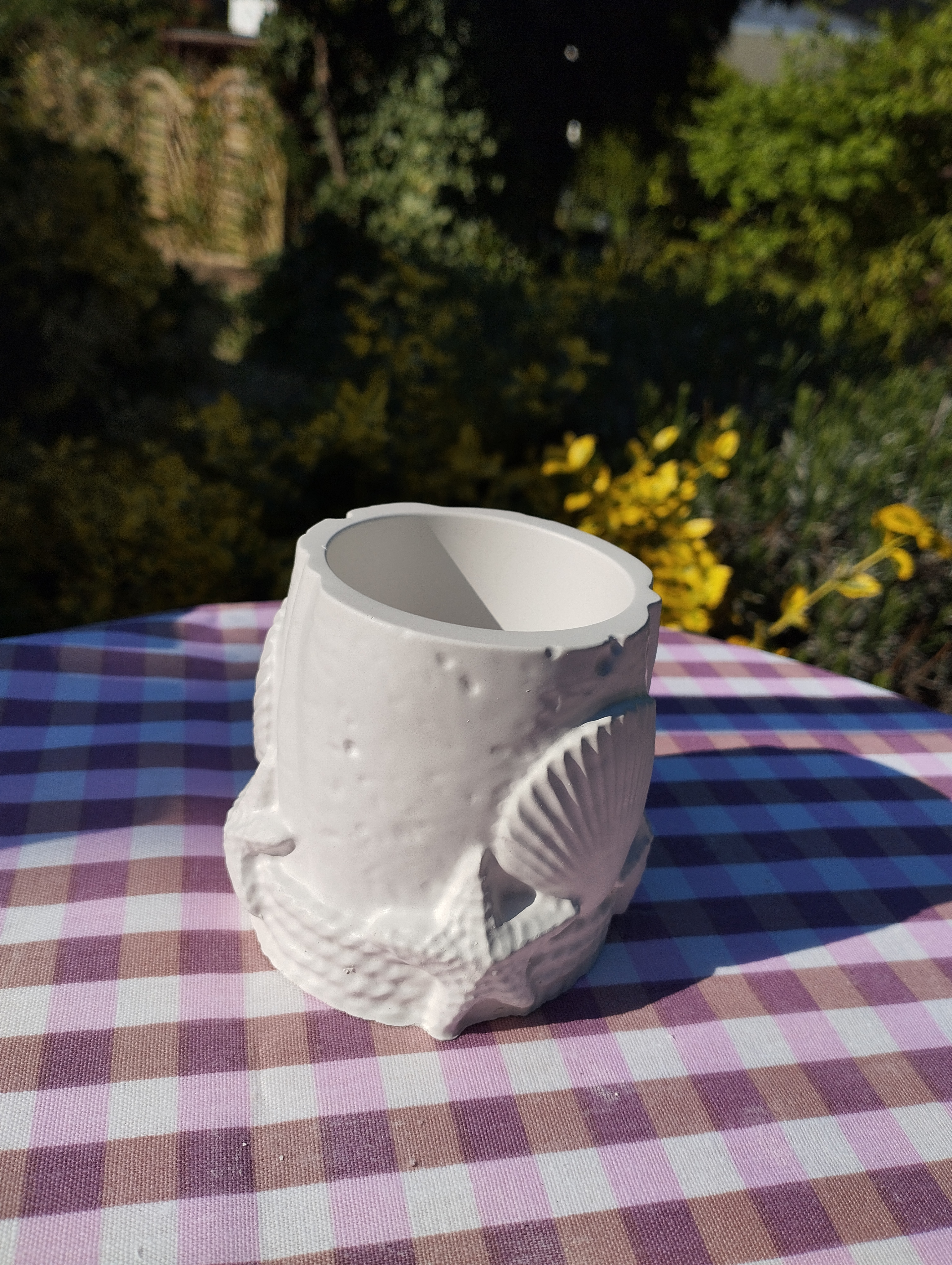 Dekorativer Keramikbecher Maritim