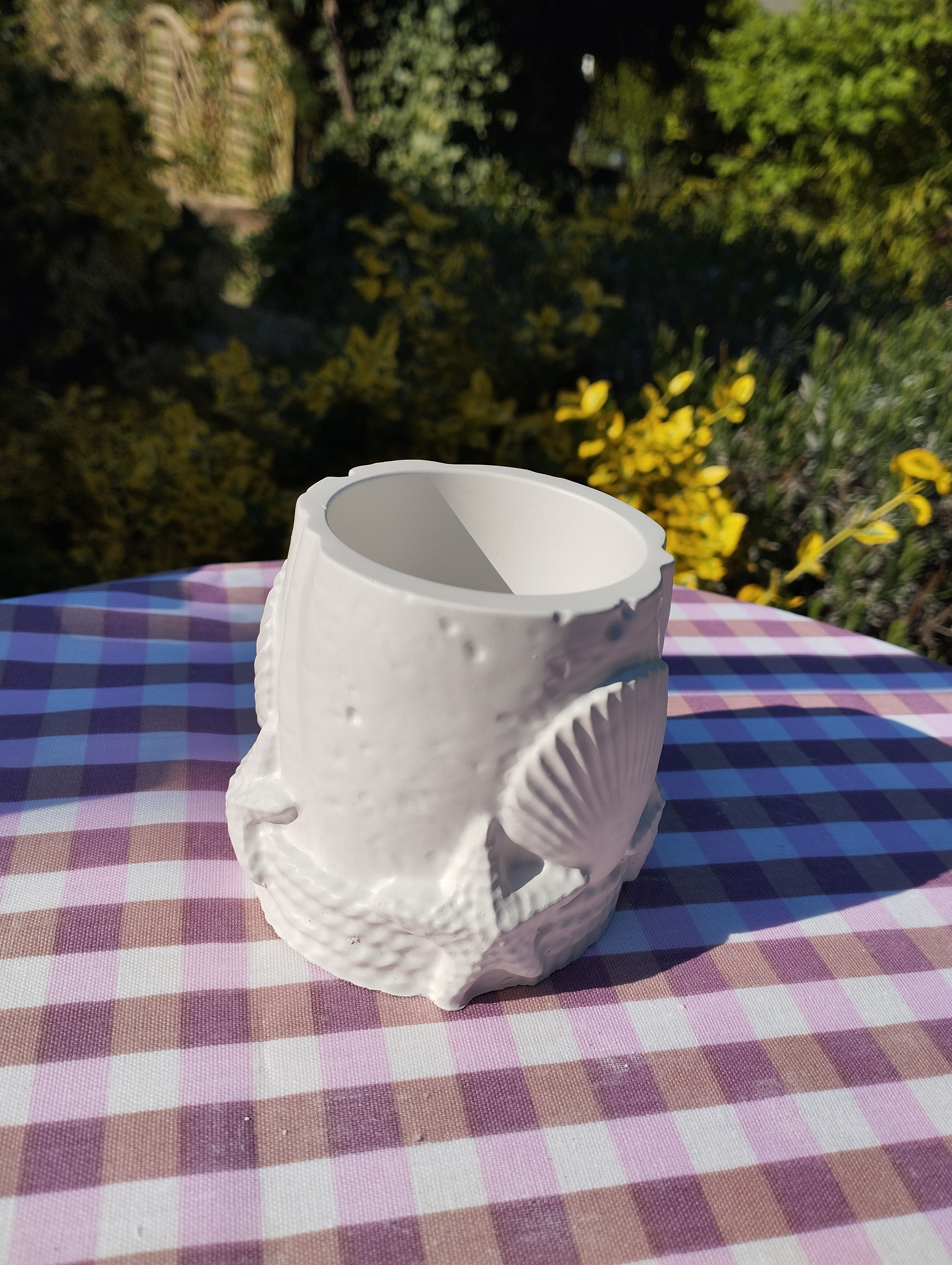 Dekorativer Keramikbecher Maritim