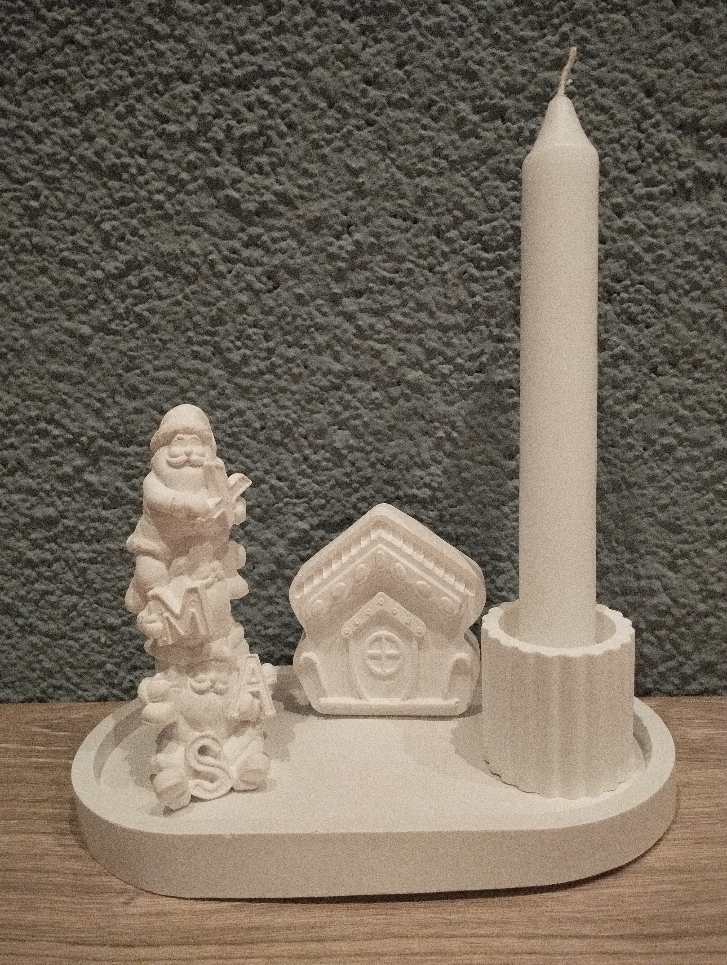 Weihnachtliches Dekotablett XMAS Weihnachtsmänner Kerzenhalter