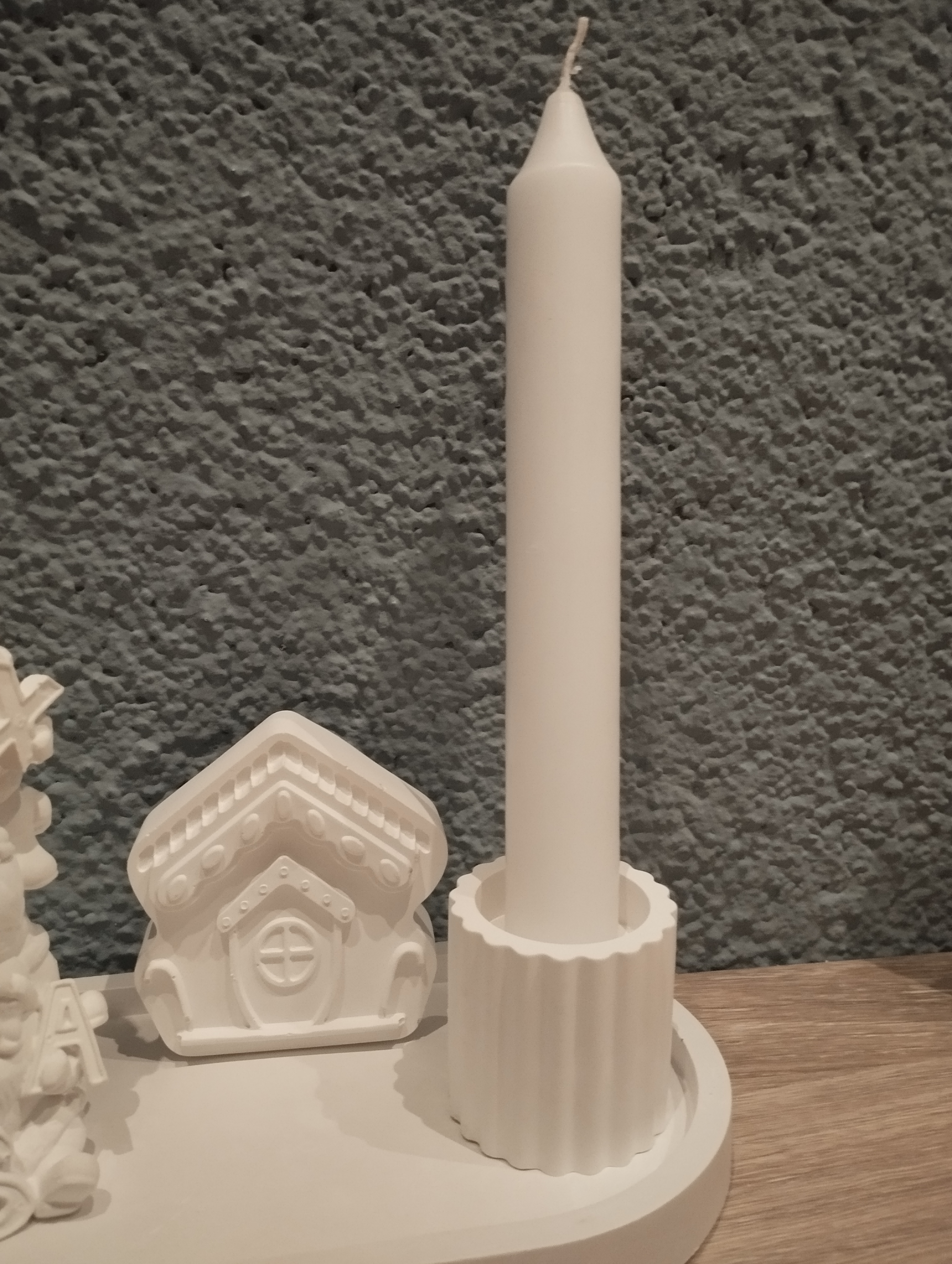 Weihnachtliches Dekotablett XMAS Weihnachtsmänner Kerzenhalter