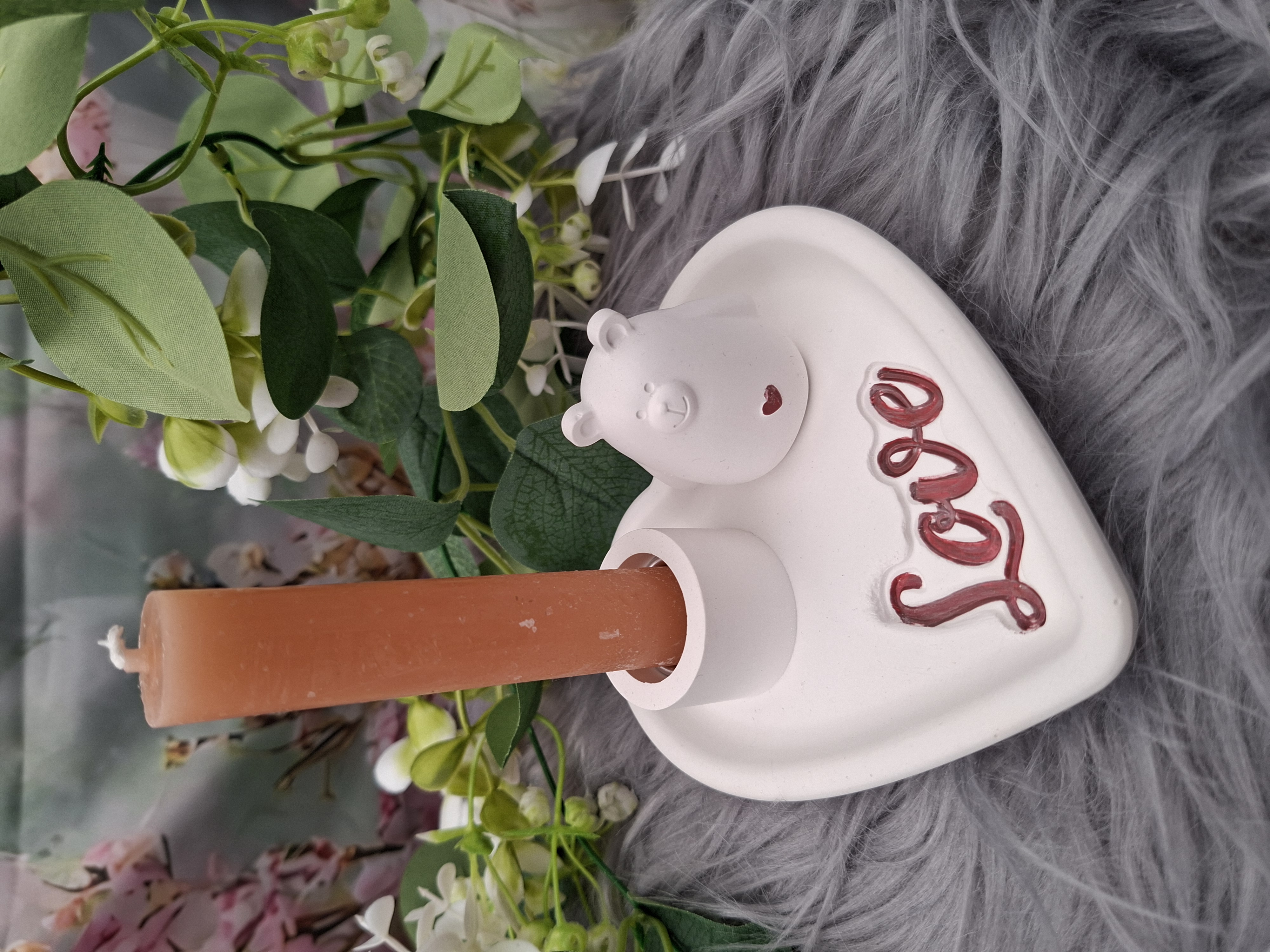 Kerzenhalter mit LOVE-Schriftzug