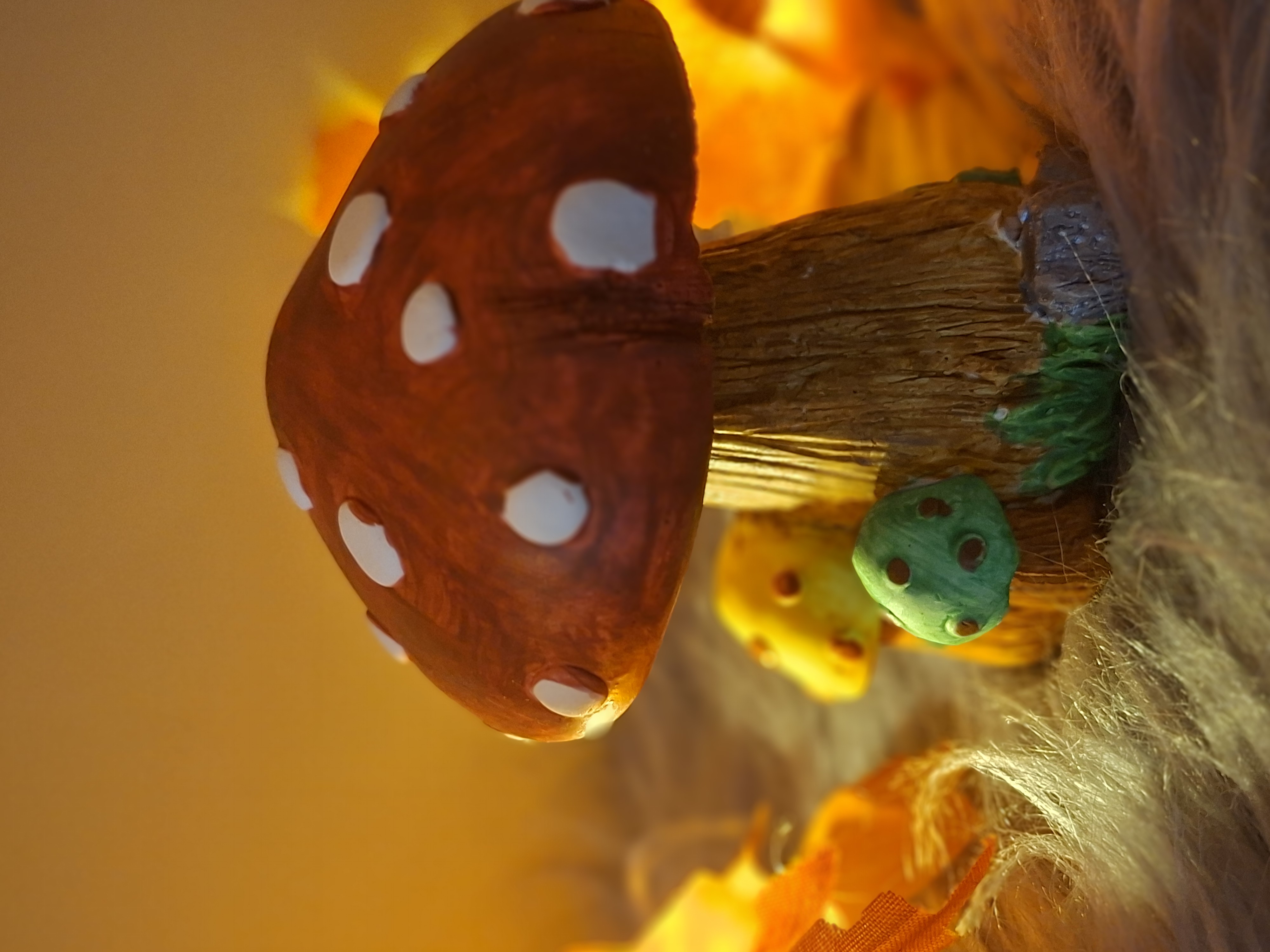 Handgefertigte Pilzfigur