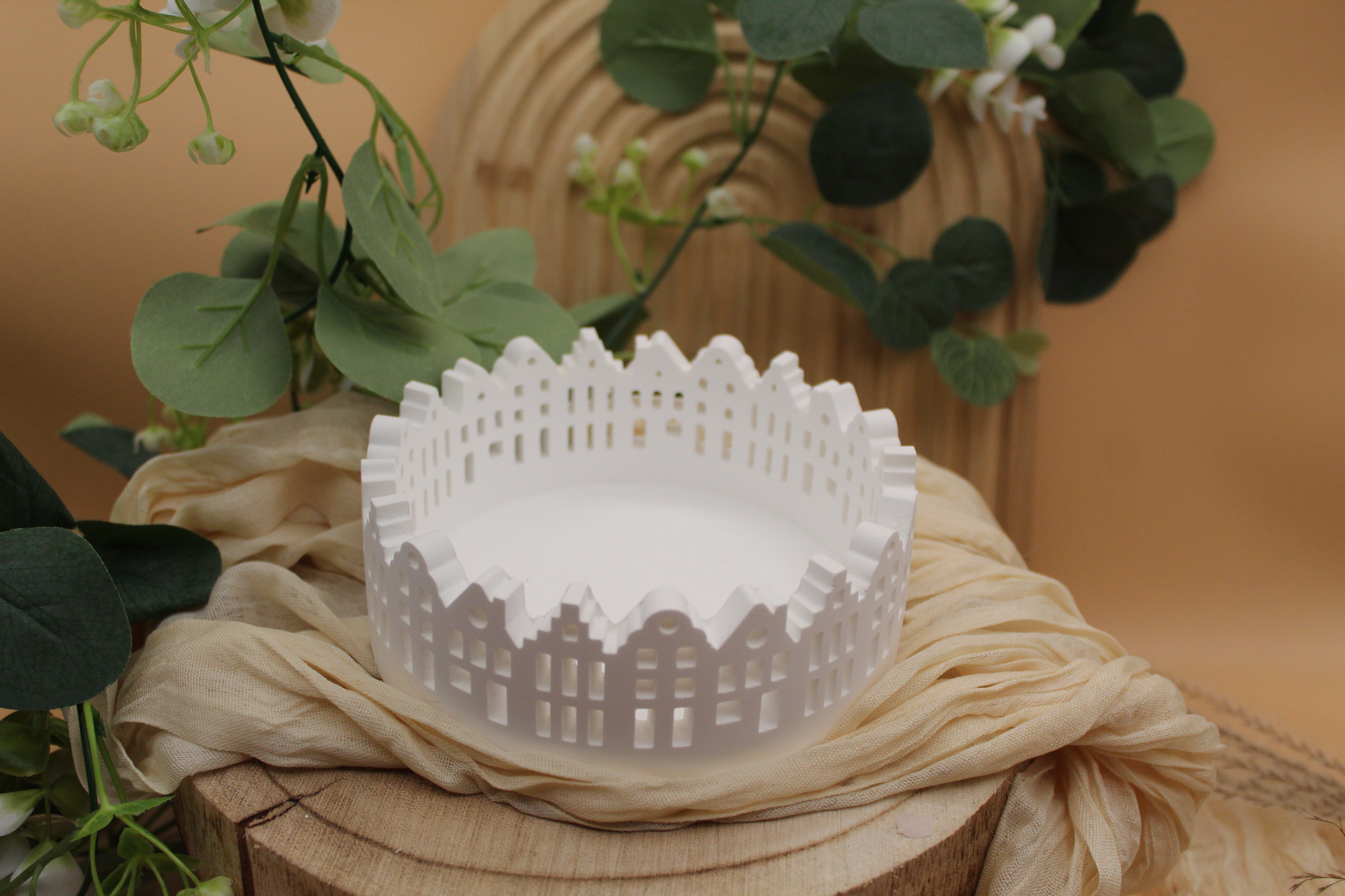 Dekoschale Häuserrand mit Vase