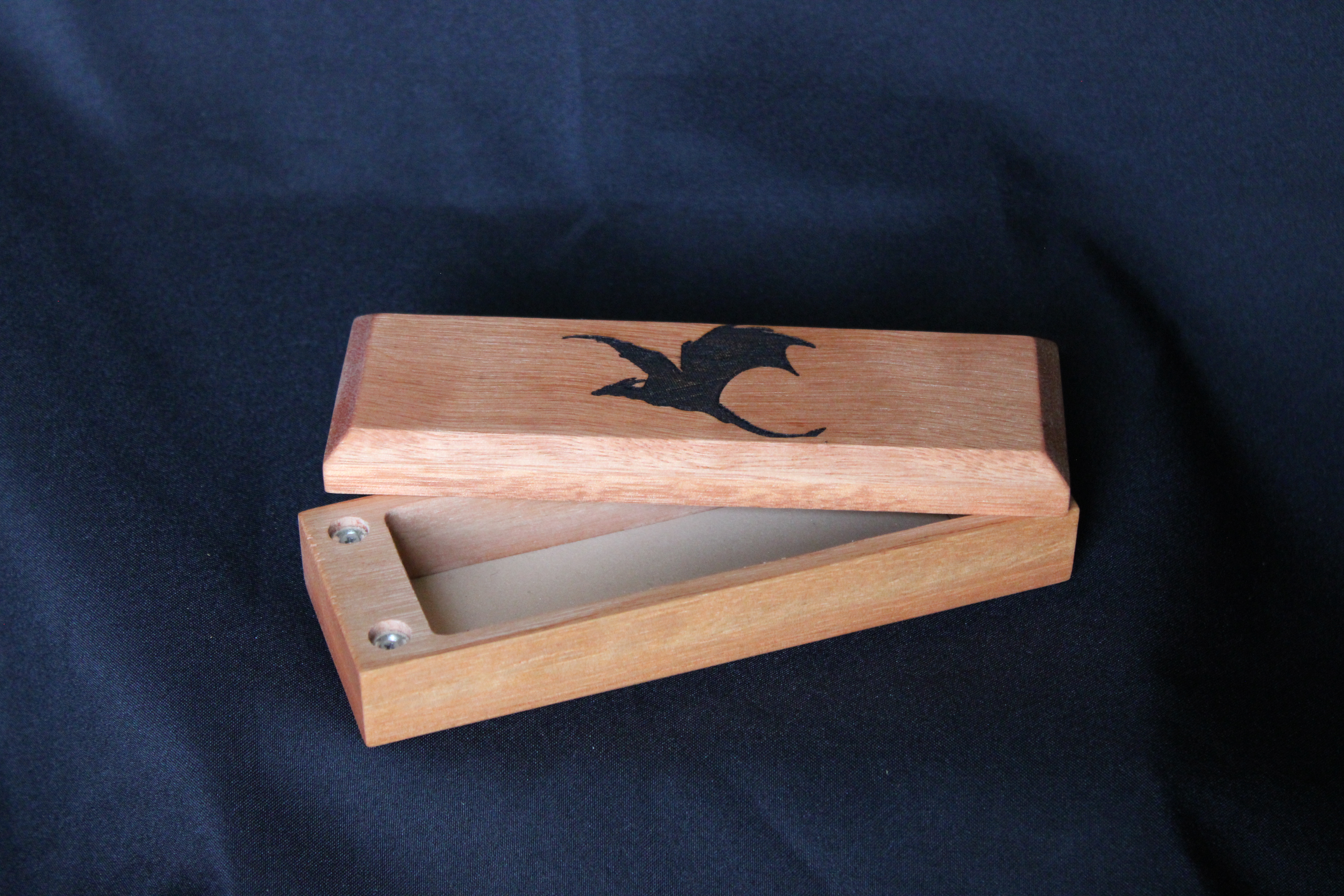 Red Grandis Dice Box with Graphic