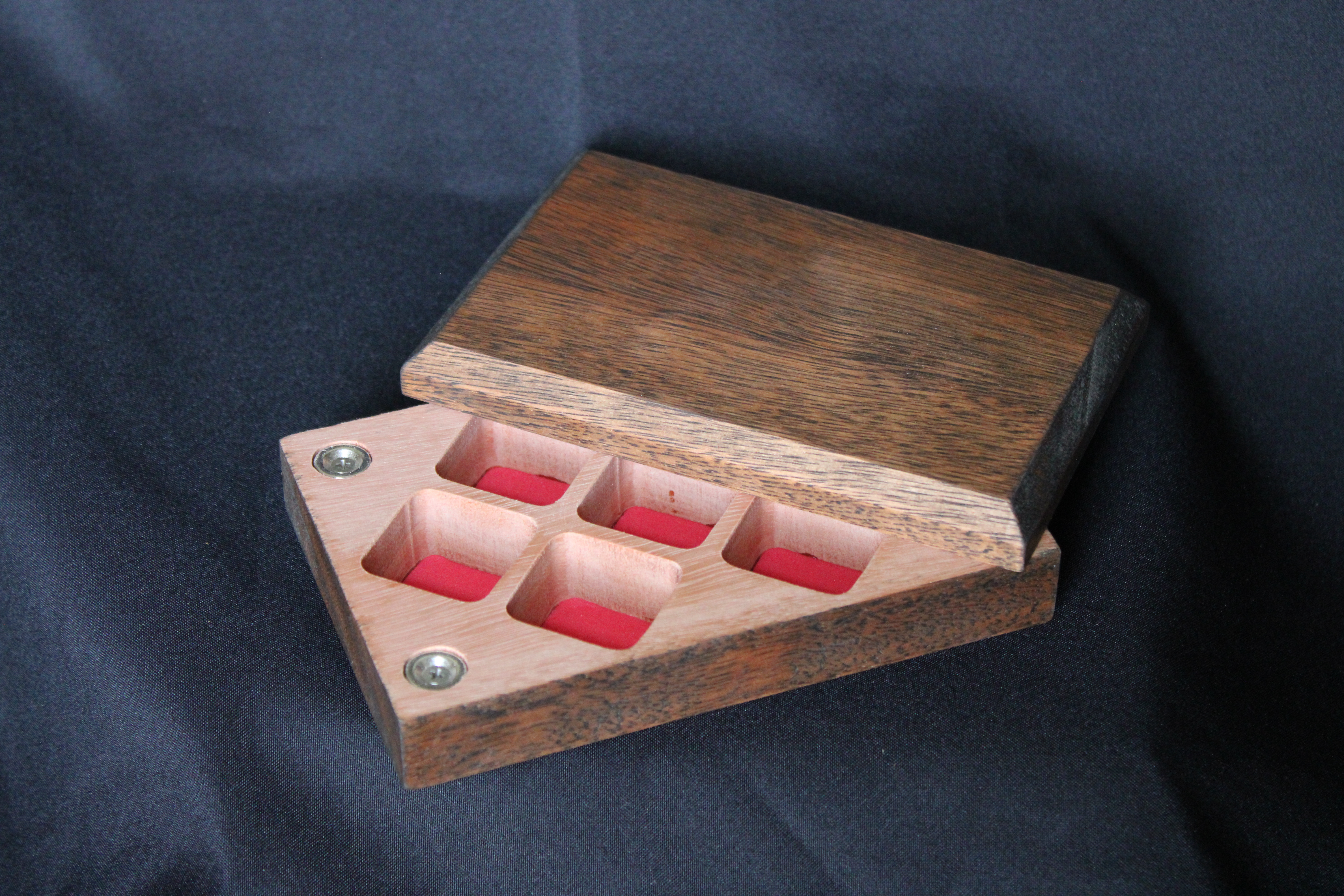 Red Grandis Dice Box