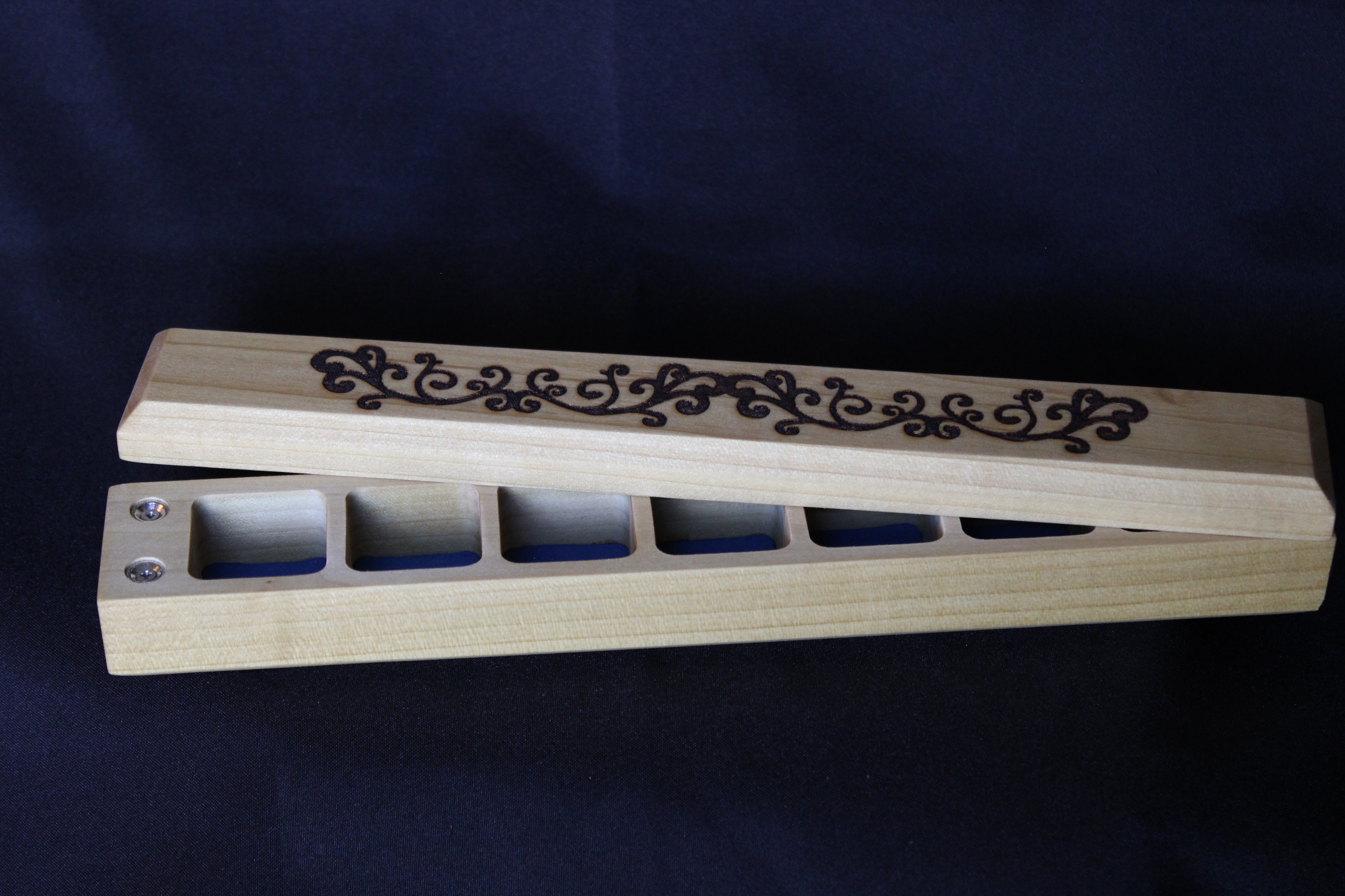 Maple Dice Box with Graphic