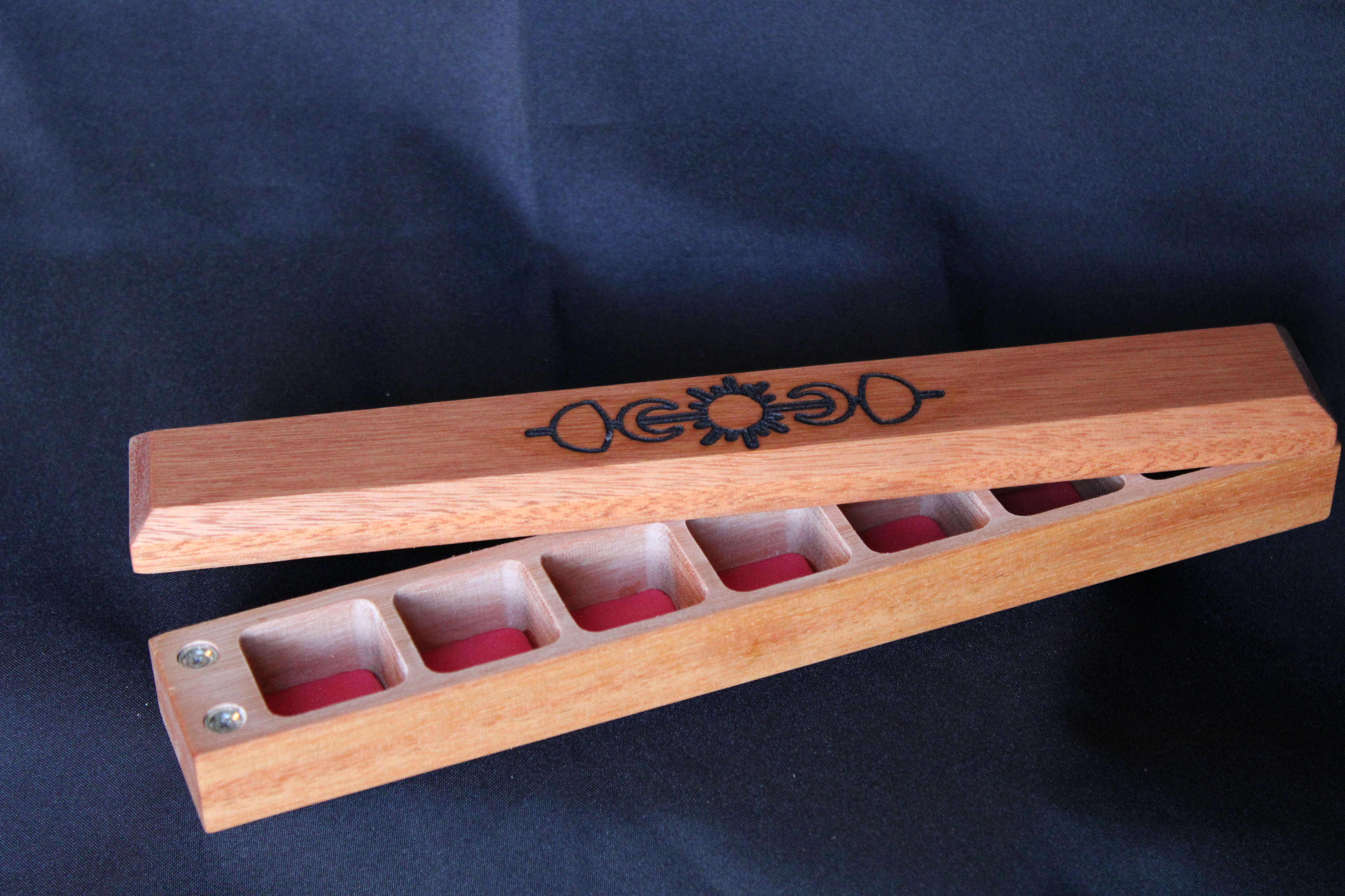 Red Grandis Dice Box with Graphic