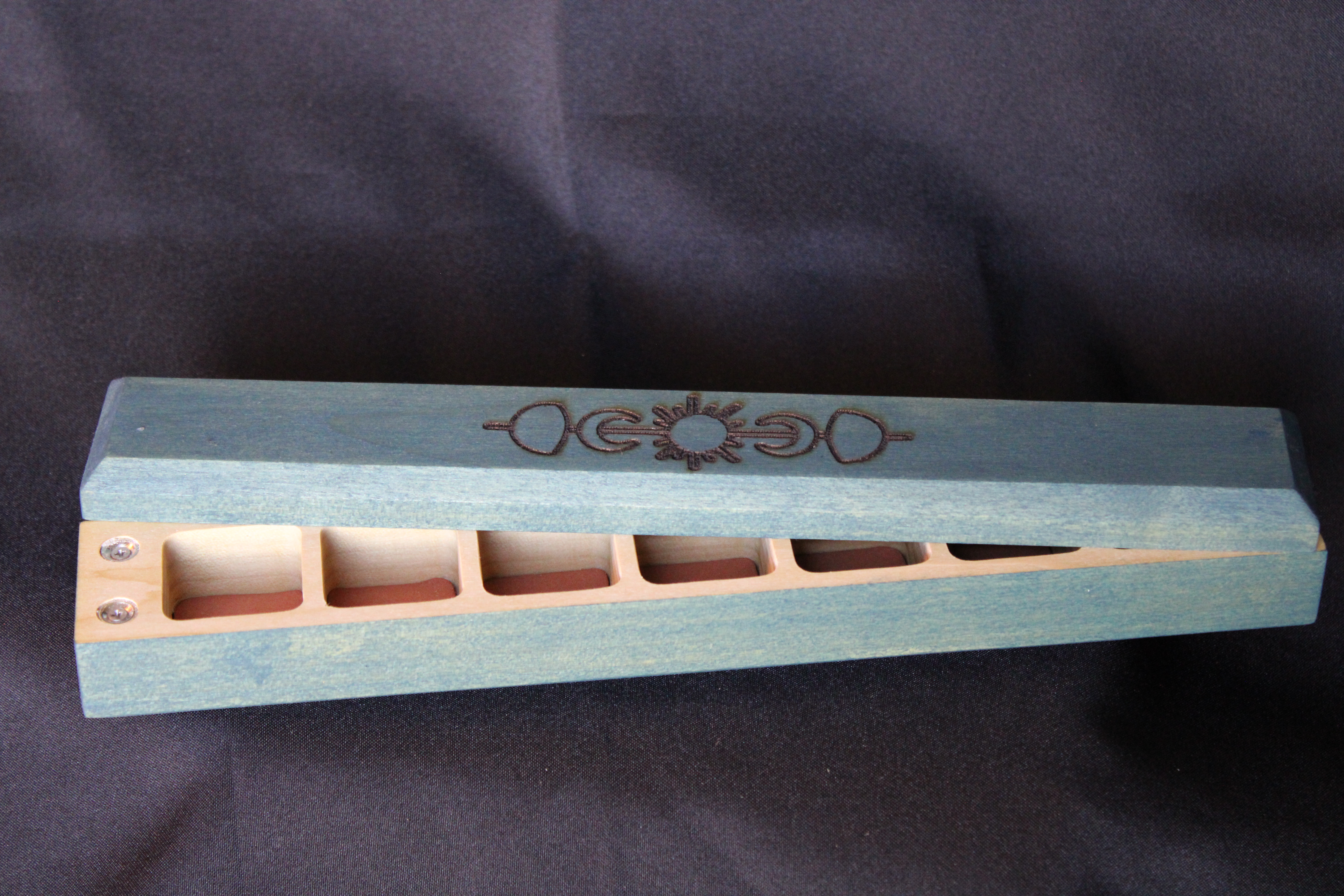 Blue Poplar Dice Box with Graphic