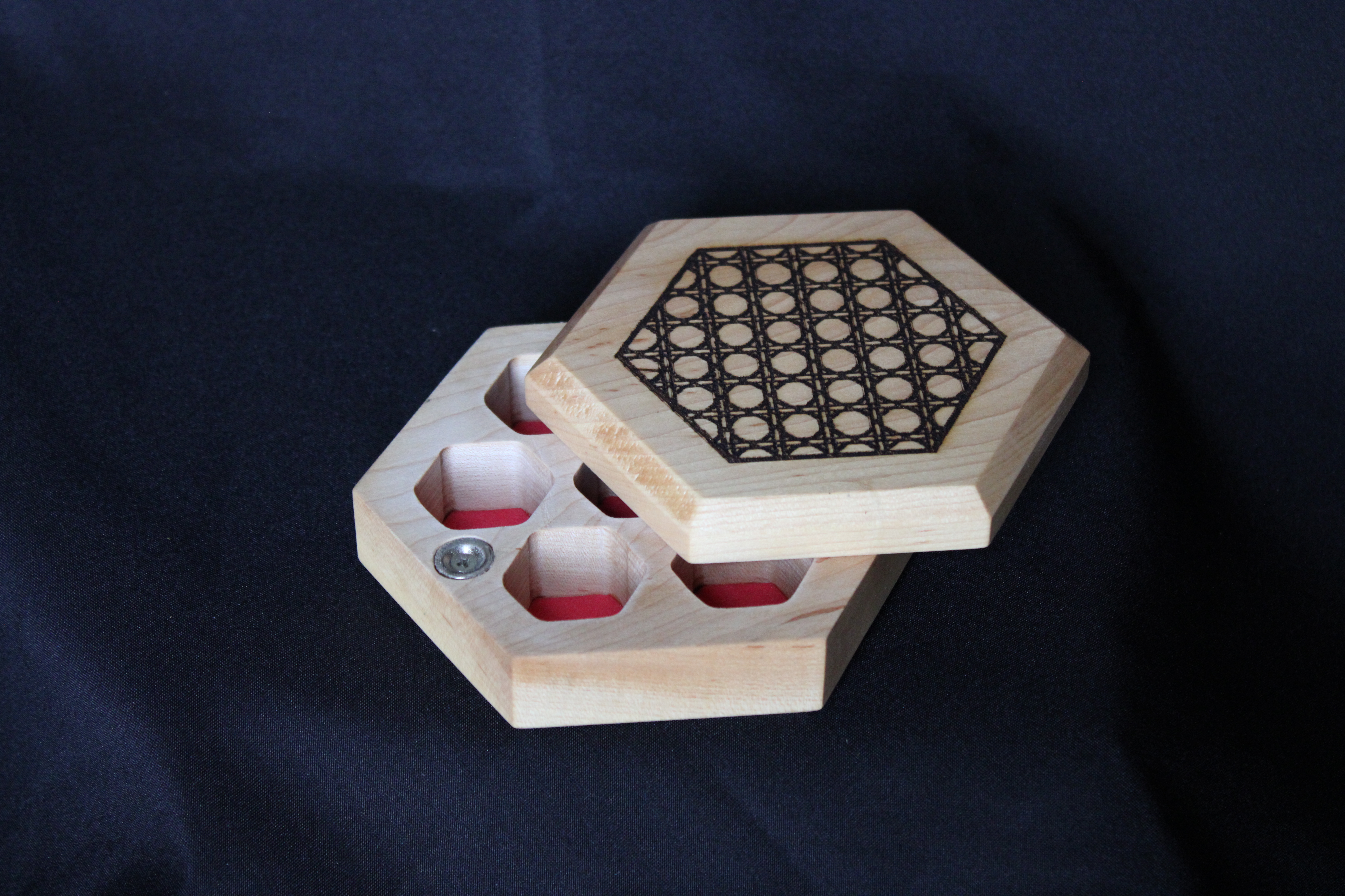 Maple Dice Box with Graphic