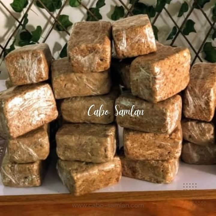 SAVON NOIR BRUT 3000 FCFA