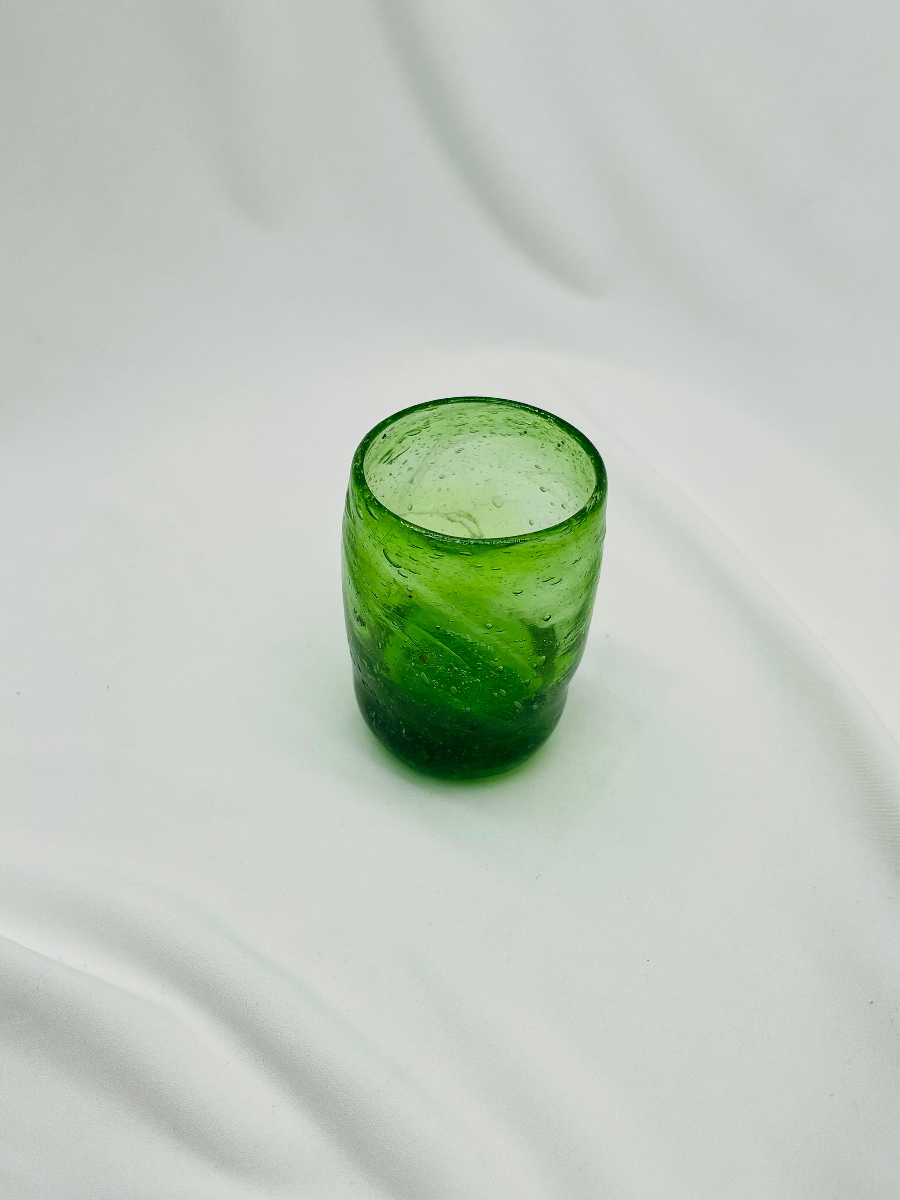 Handgefertigtes grünes  Shot Glass | Sechser-Set