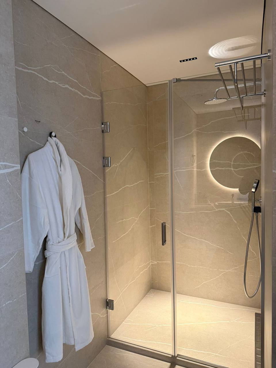 3-room apartment, 93 m² for rent | Batumi Tower