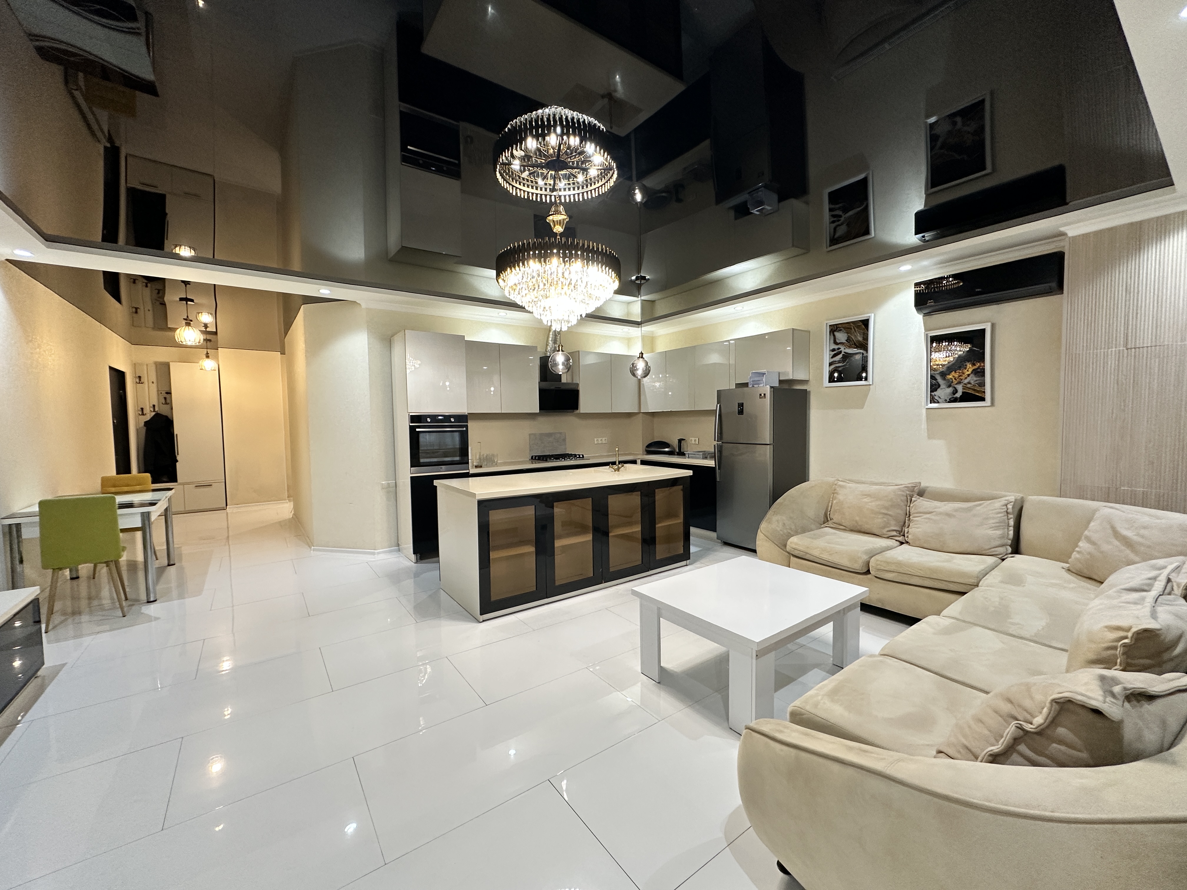 4-Bedroom Apartment for Rent | Griboedov 45