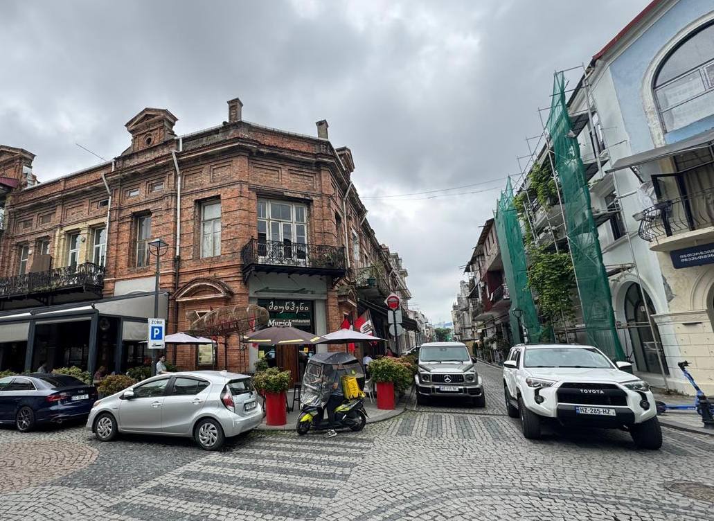 Apartment with history | Old Batumi