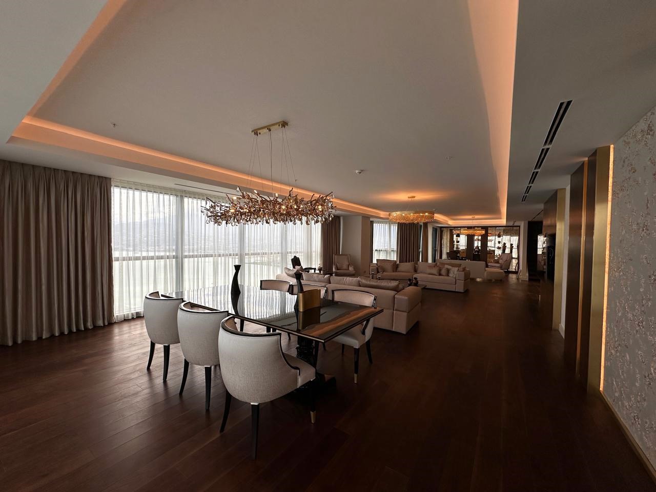 Penthouse 358 m² | PORTA BATUMI TOWER