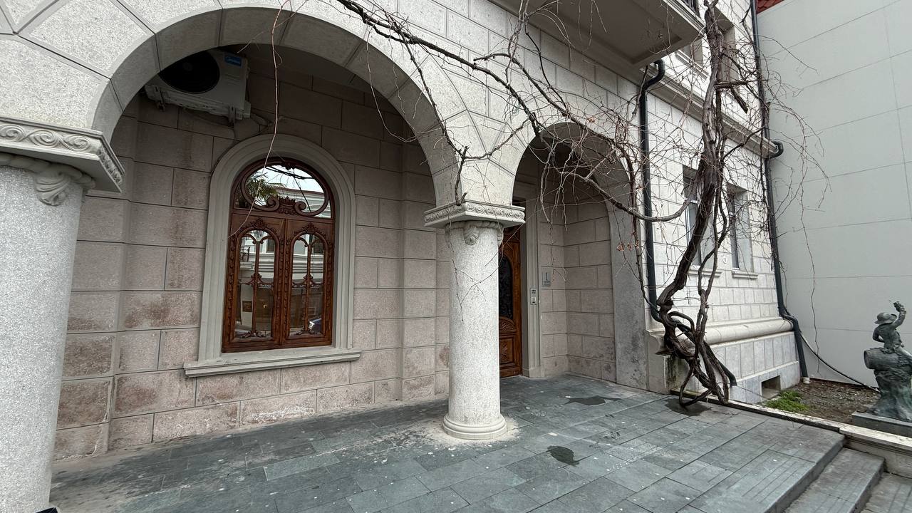 Exclusive 2-room apartment | Old Batumi