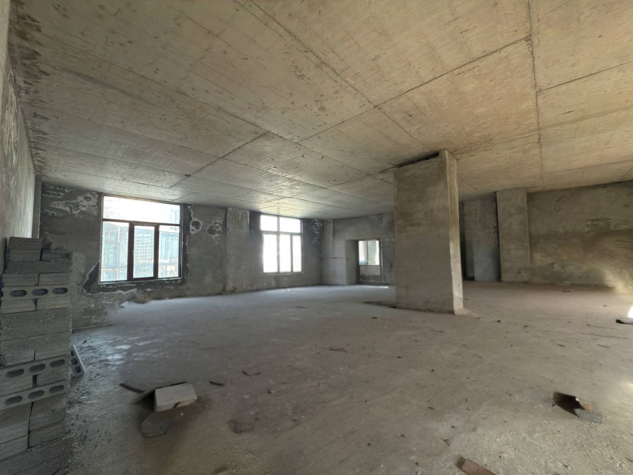 Apartment 195 m² | Dumbadze St., 7 — right on Europe Square