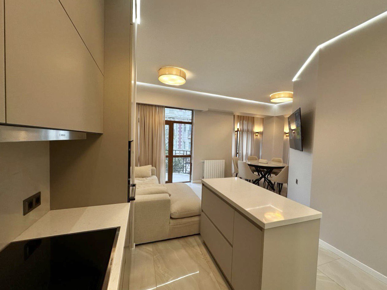 4-room apartment 134 m² in the center | Old Batumi