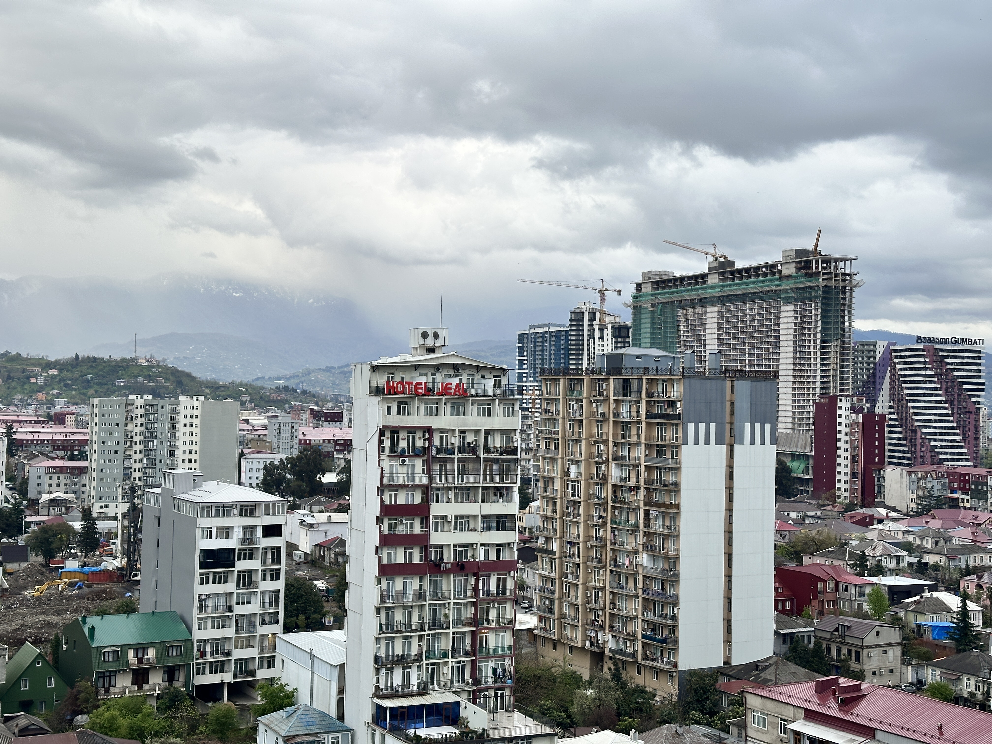 3-Bedroom Apartment for family