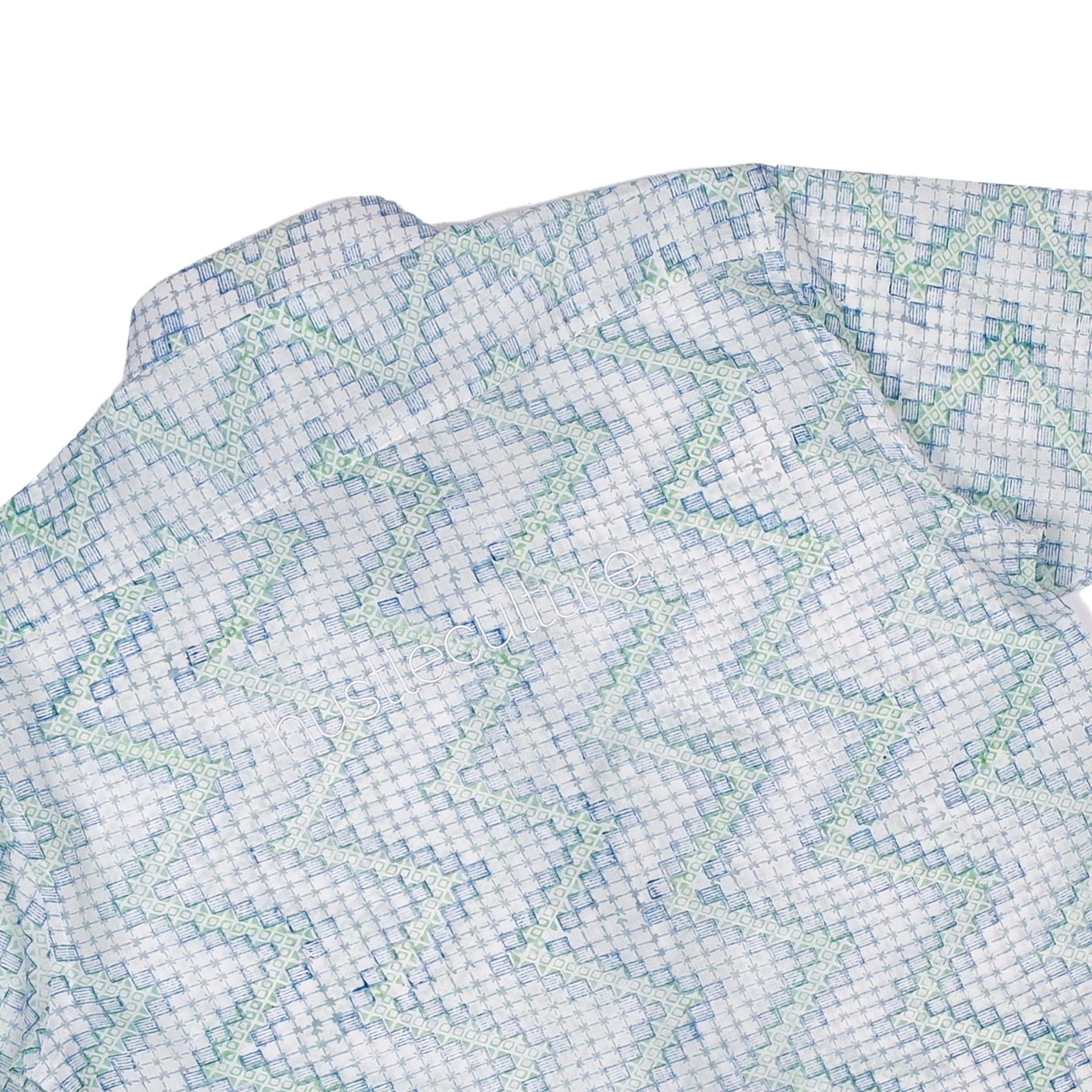 Geometric Green Waves