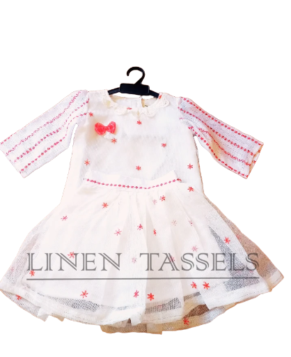 White Dress with Red Accents (Code: KS00141) Size: 2-3years