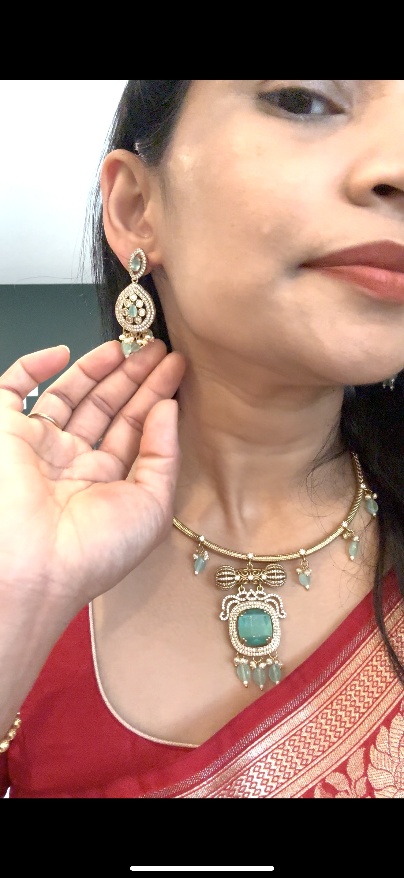 Kante Pattern Choker Set with Light Green Mossanite Stone Drops