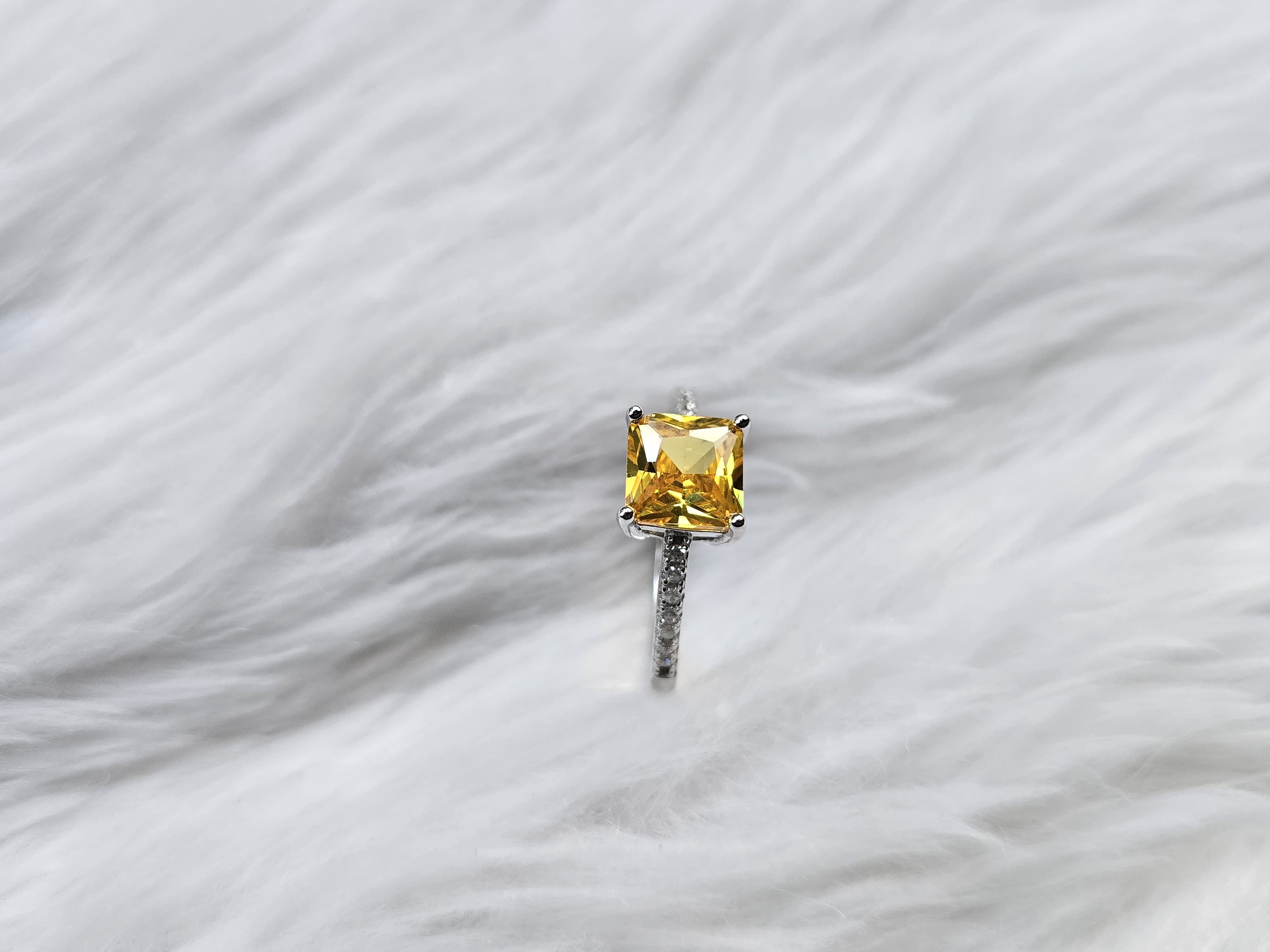 Yellow Dream in Sterling Silver