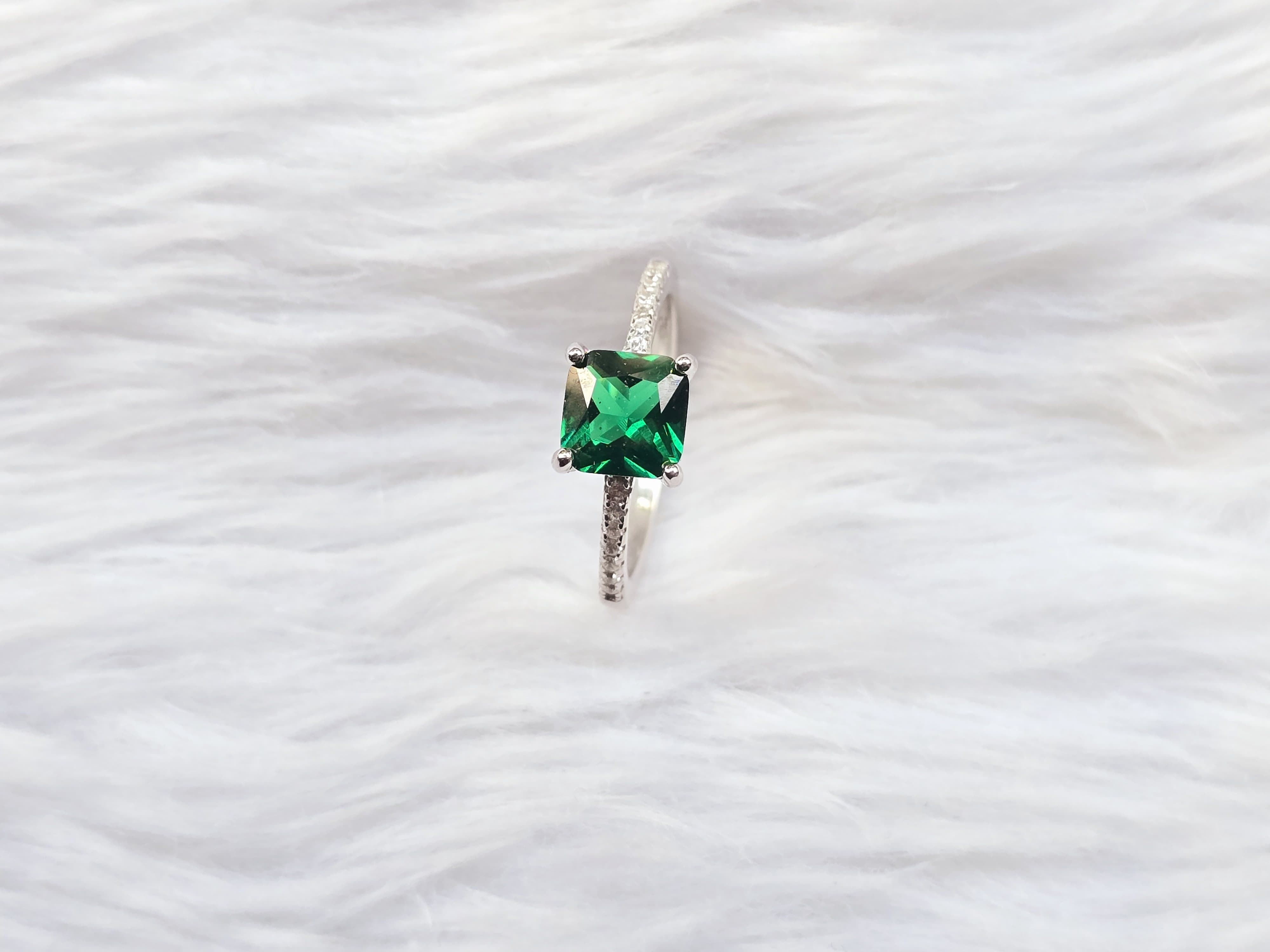  Green Whisper in Sterling Silver