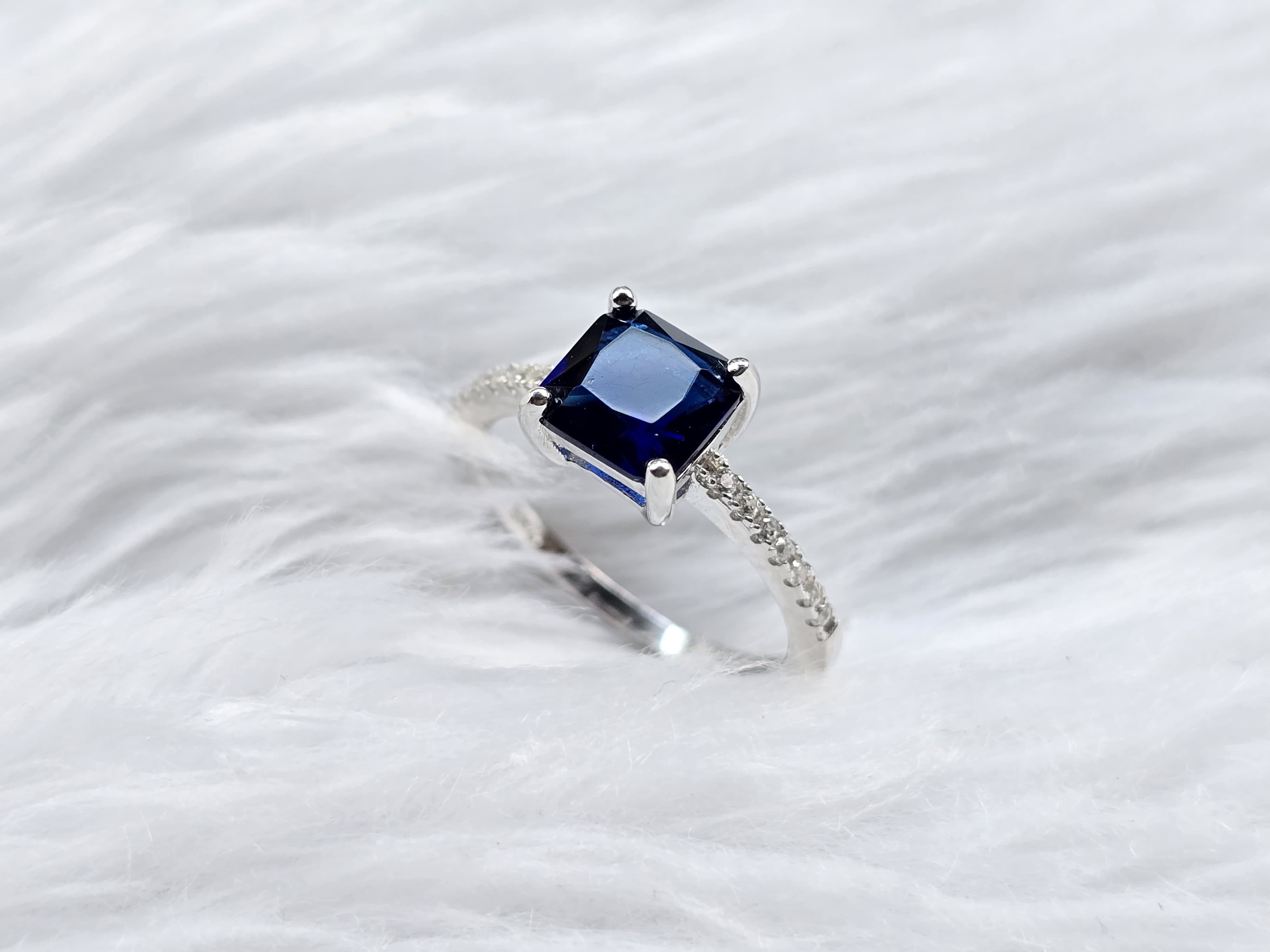 Navy Dusk in Sterling Silver