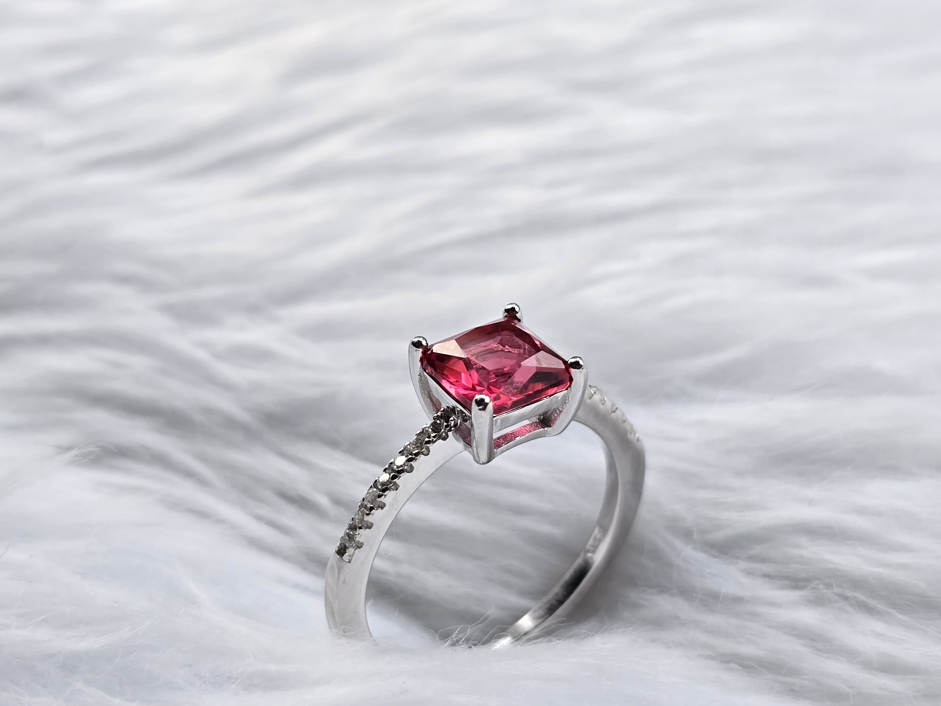 Pink Gleam in Sterling Silver