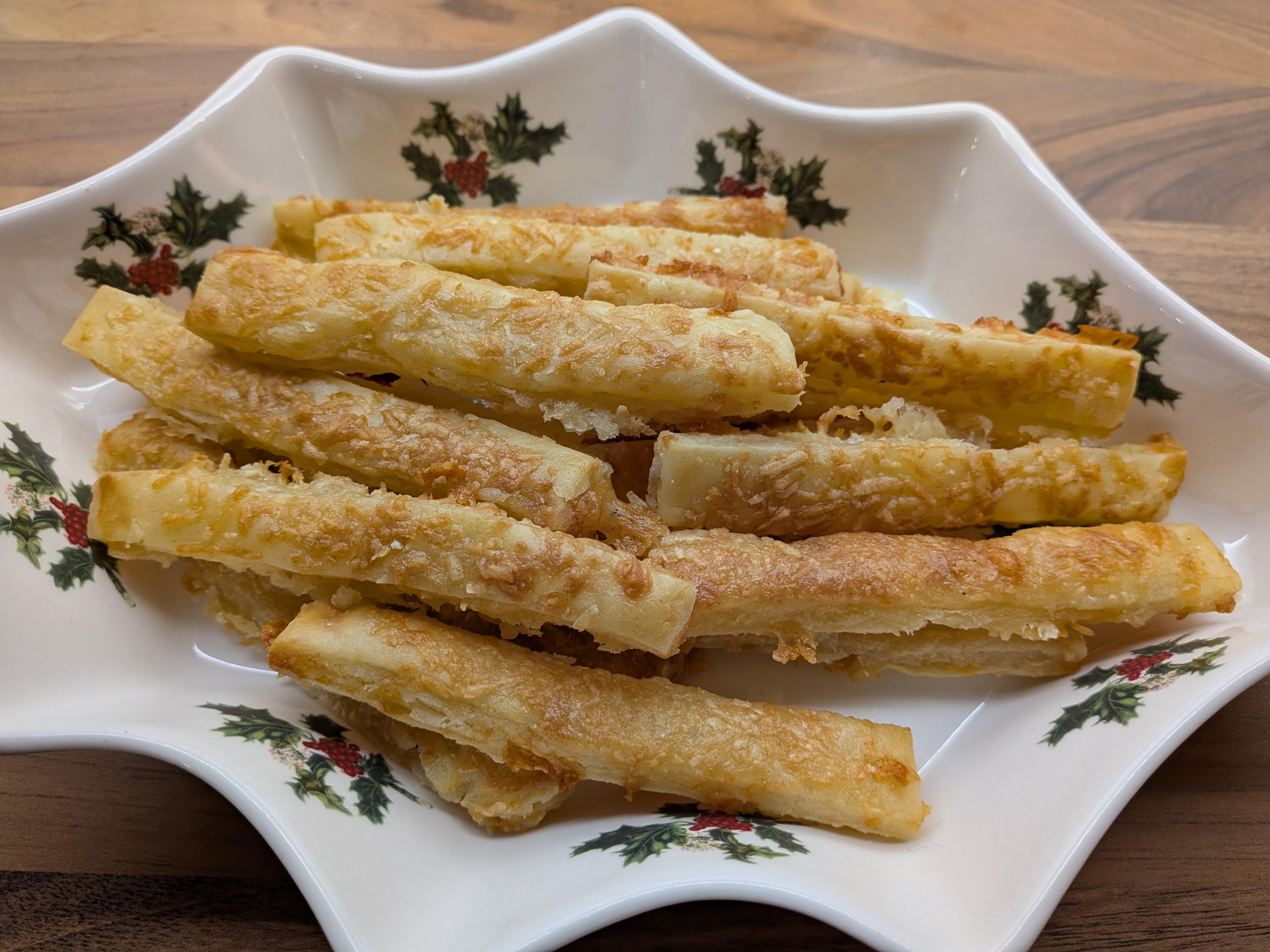 Ultimate Parmesan and Cheddar Puff Pastry Cheese Straws (frozen)