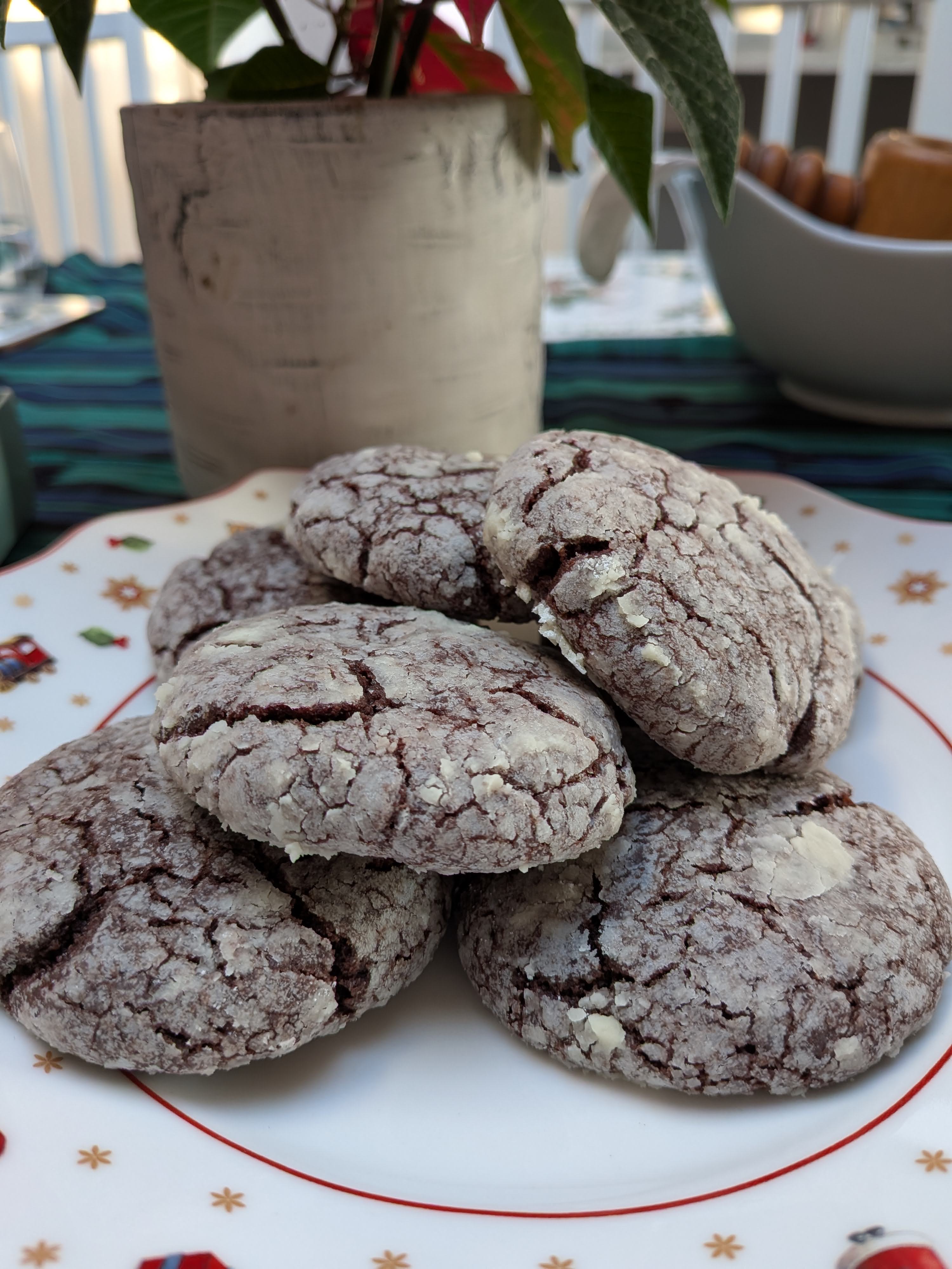 Chocolate Crinkle Cookie