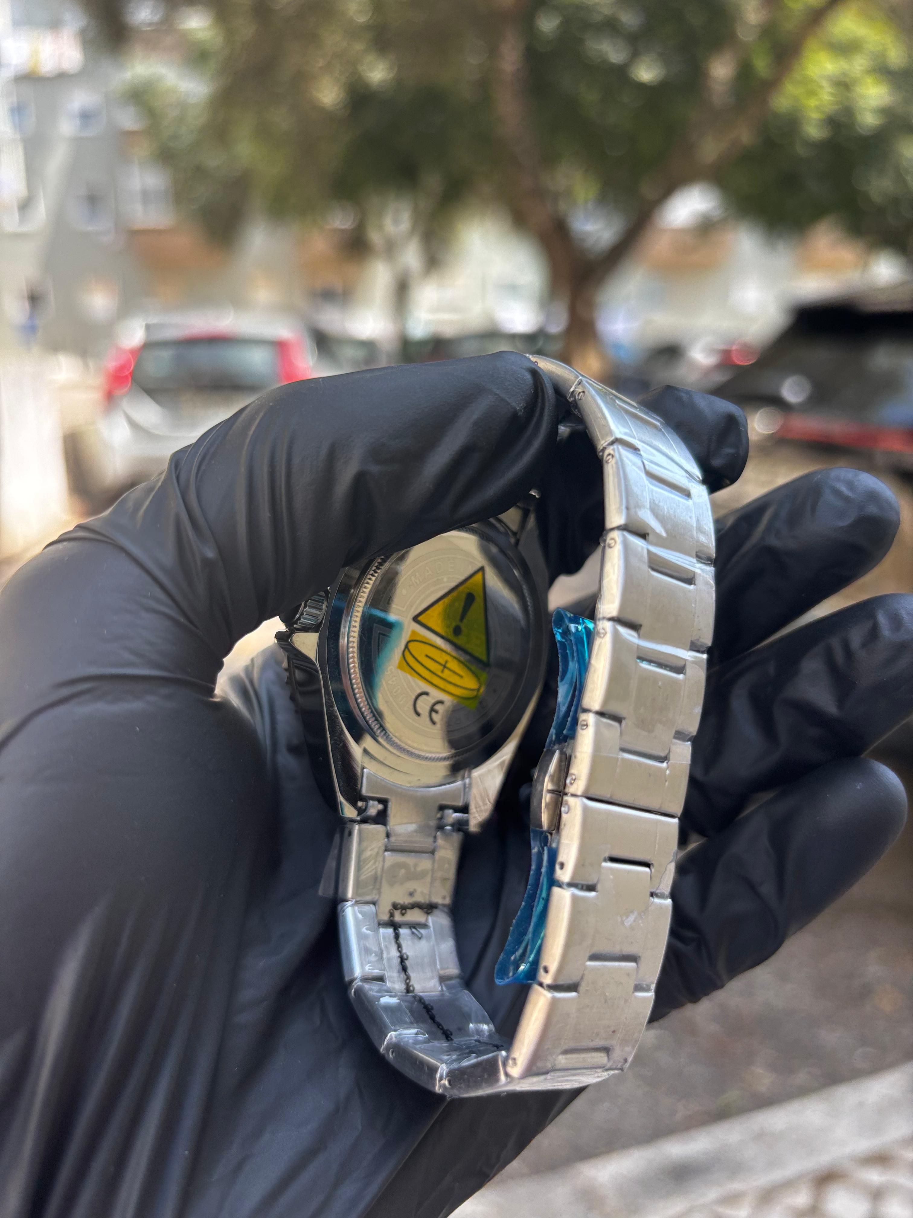 Relógio Lige Masculino prateado com centro black 