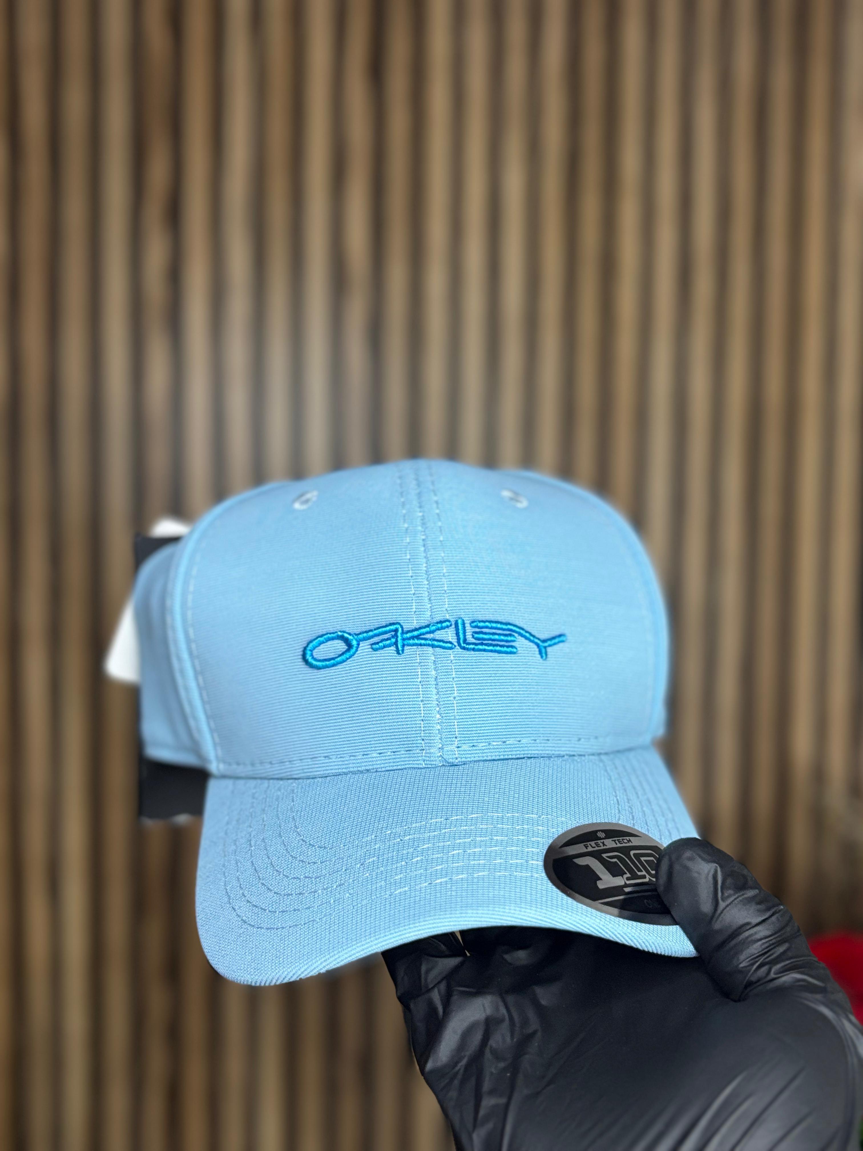 Boné Oakley Aba Curva  azul marinho