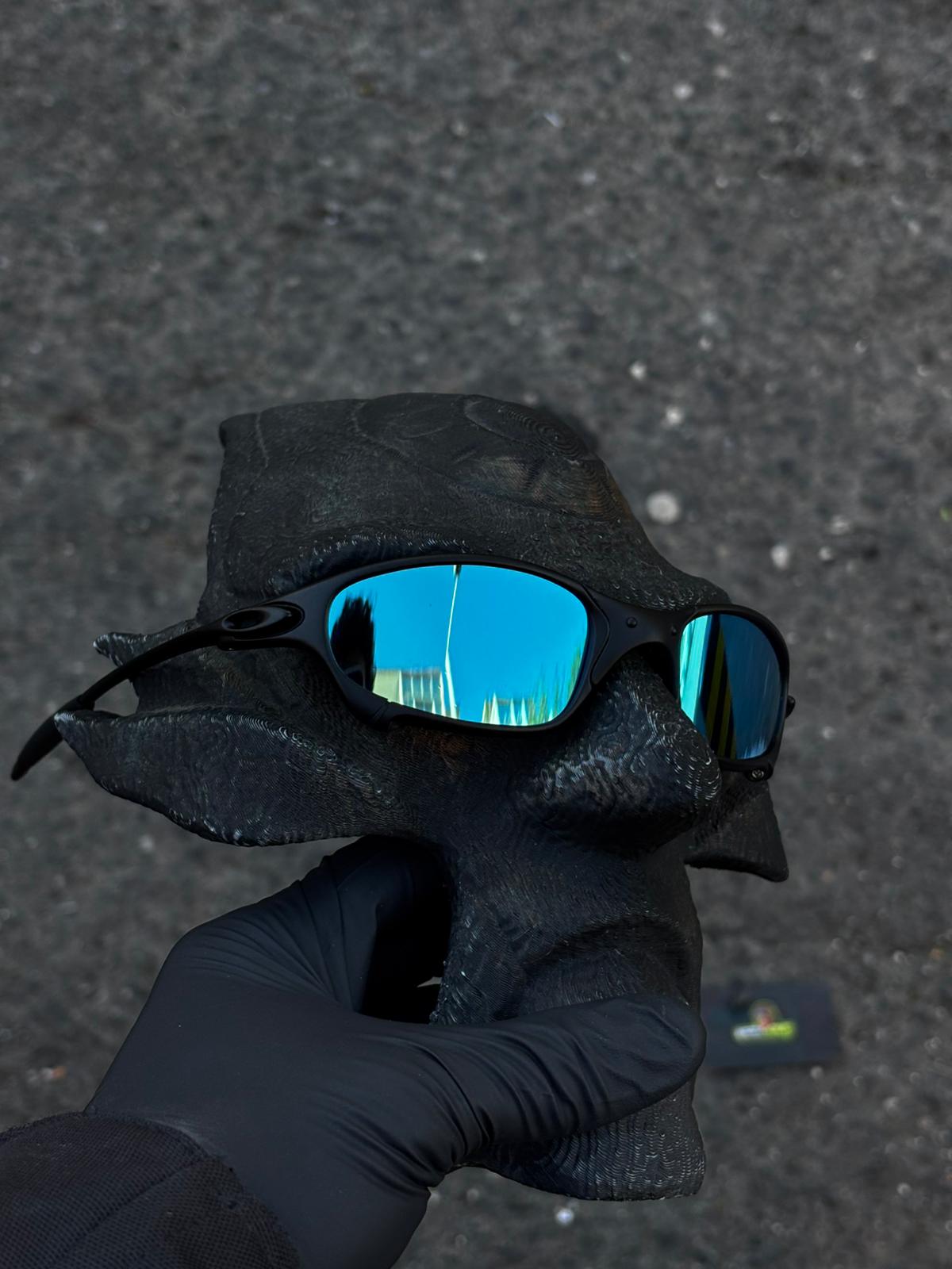 Juliet azul em armação Black