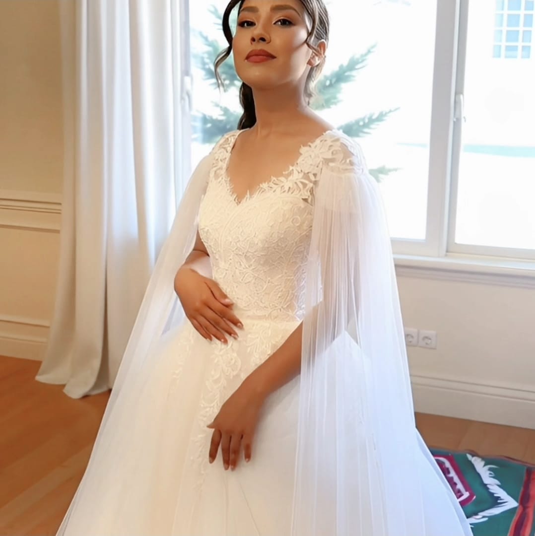 Vestido de novia elegante con mangas largas