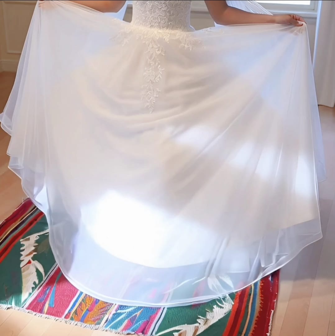 vestido con mangas largas desmontables