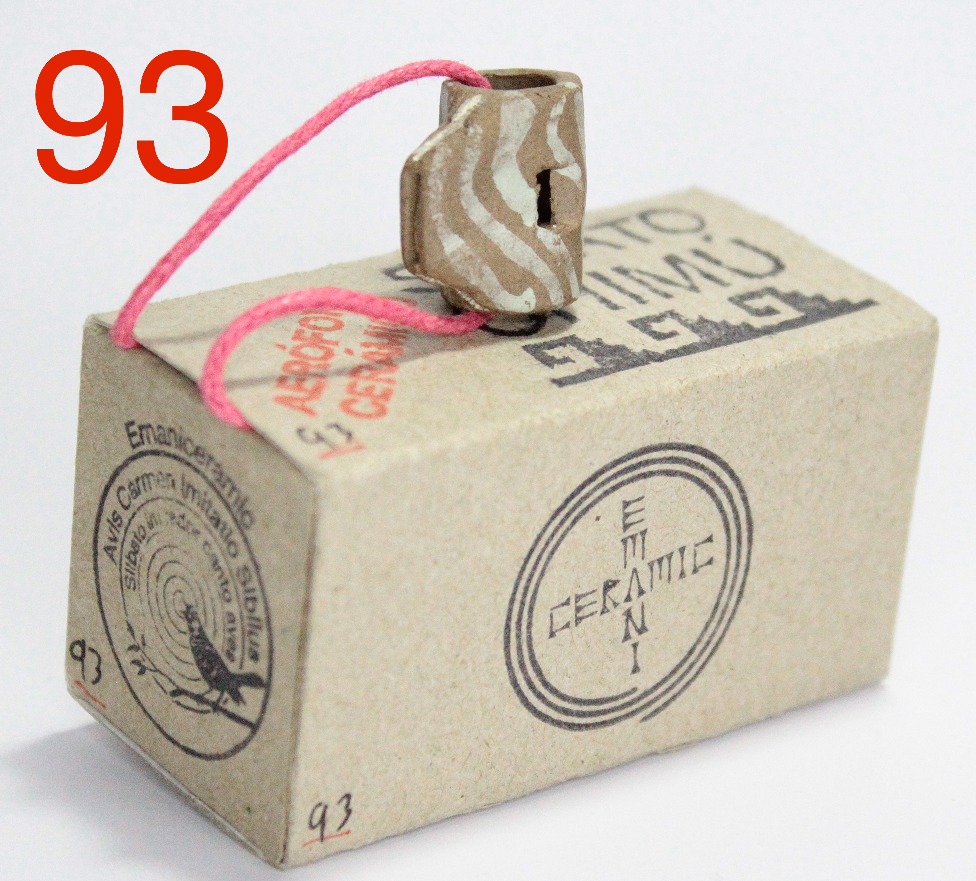 93 silbato Chimú – pinta ondulación blanca
