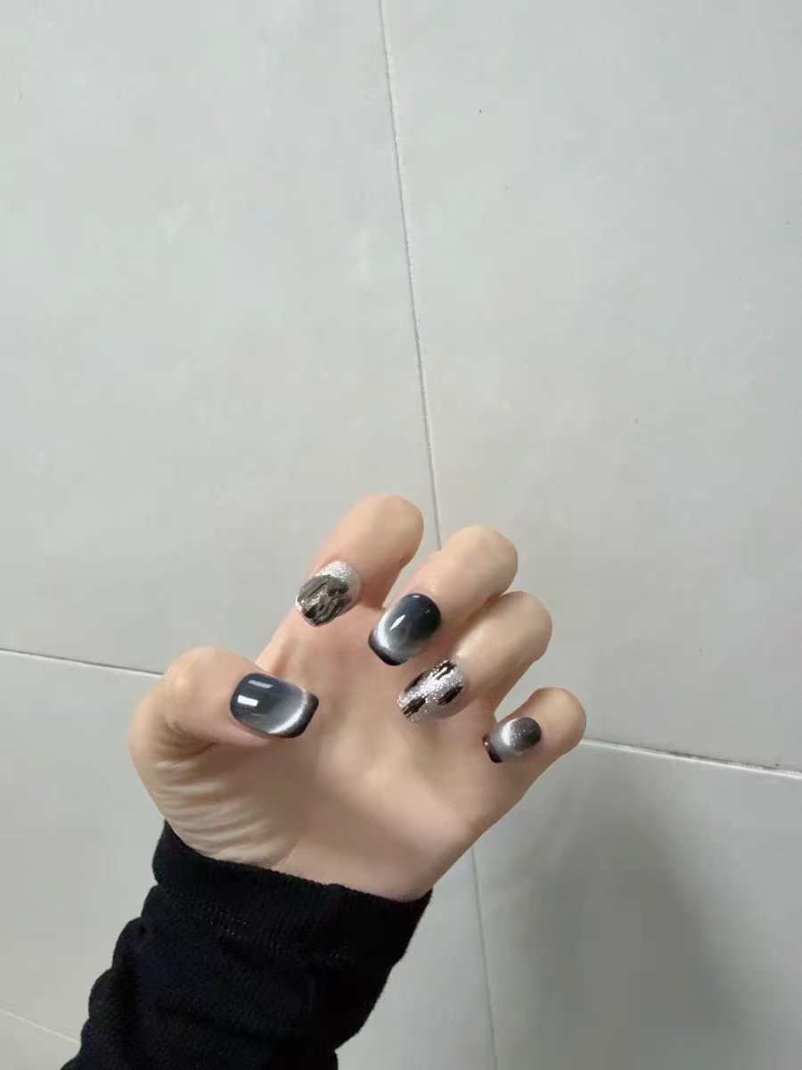 【Obsidian】Cat's eye handmade nails with leopard print, white and elegant nail pieces